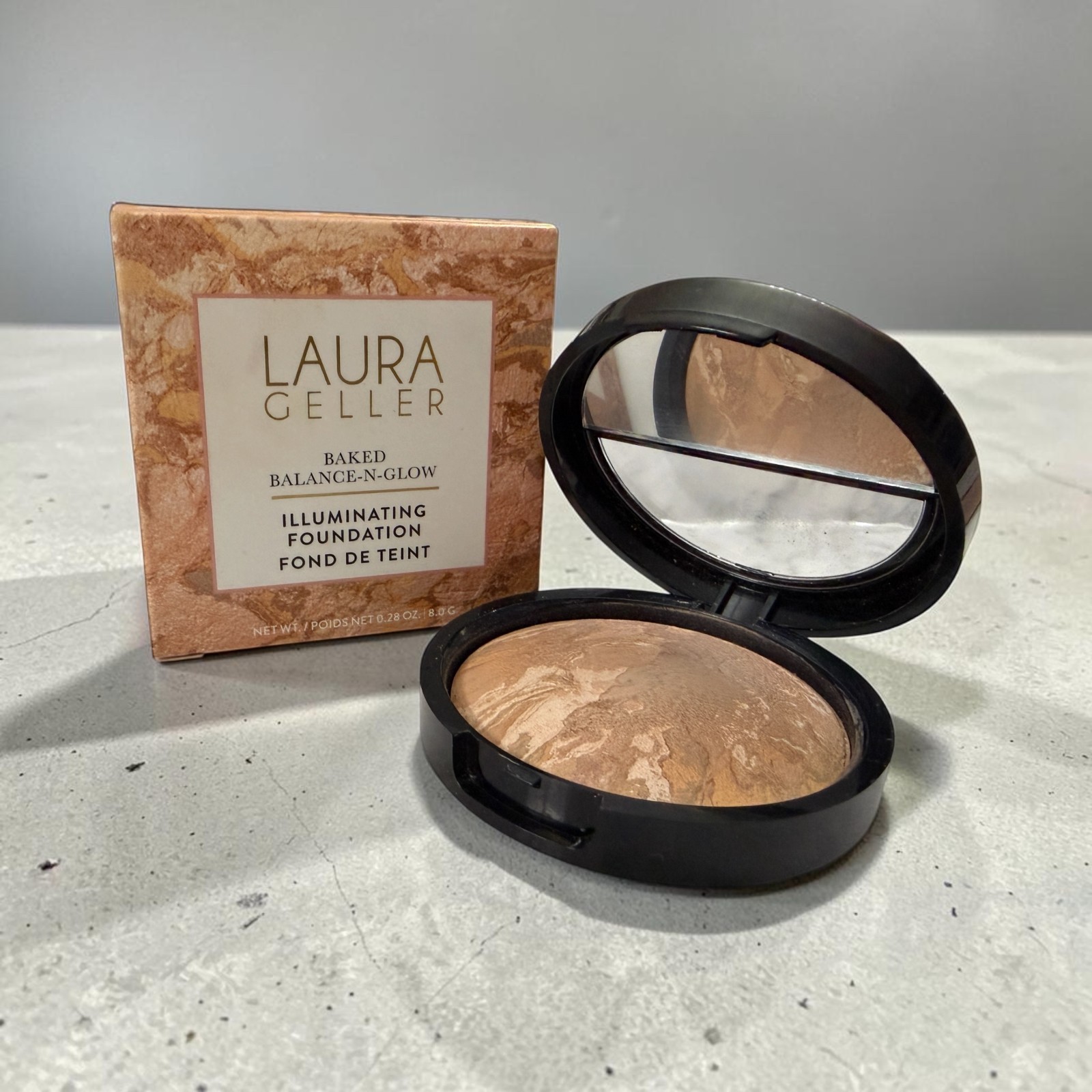 NIB Laura Geller Baked Balance-n-Glow Illuminating Foundation Powder MEDIUM #39