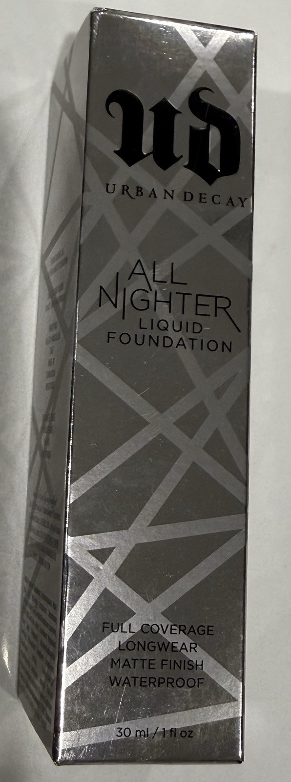 Urban Decay All Nighter Liquid Foundation Full Coverage, Matte, Waterproof. 5.5