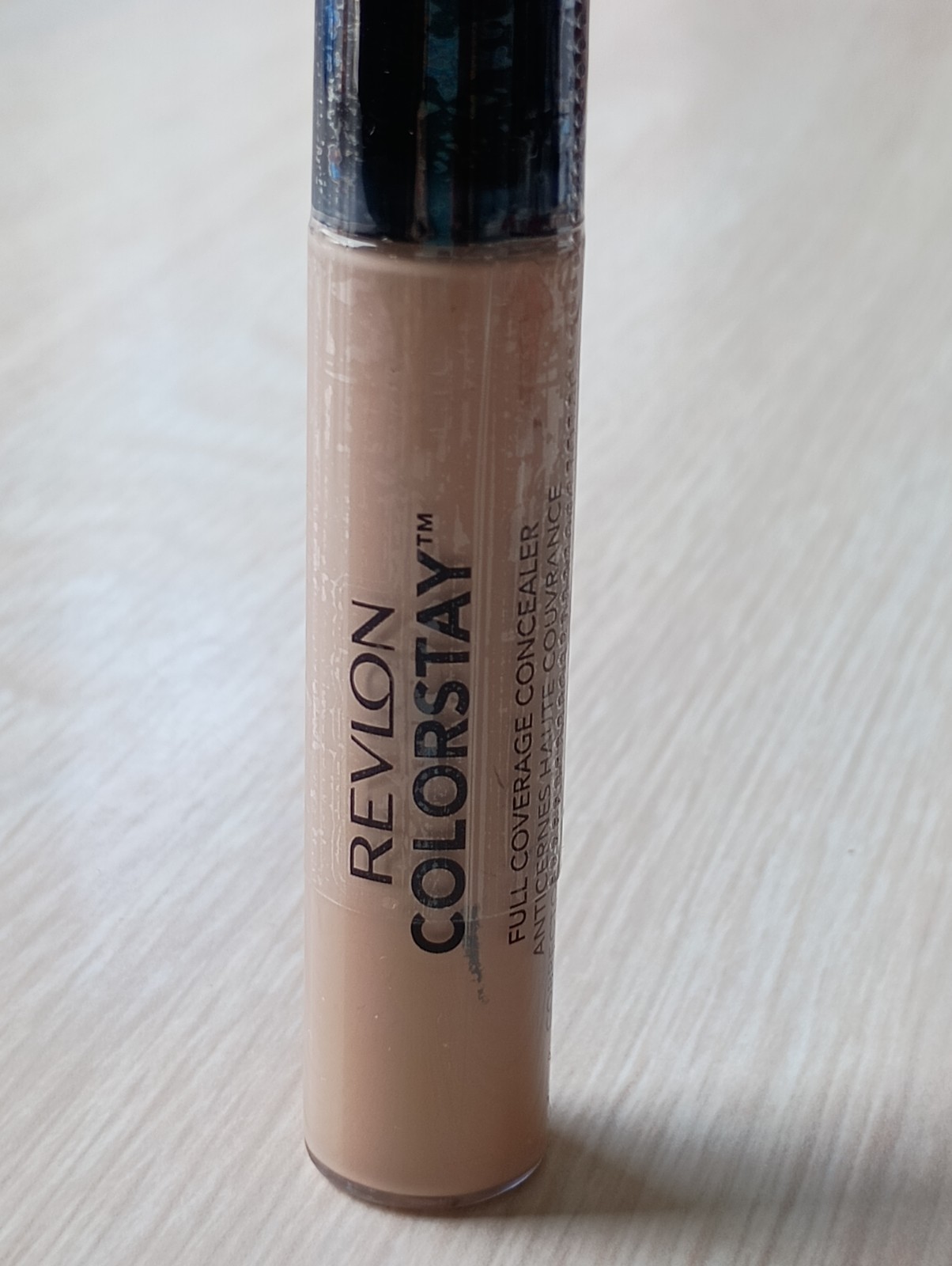 Revlon Combo 5 Products Mascara, Foundation, Concealer, Lipstick and Eyeliner