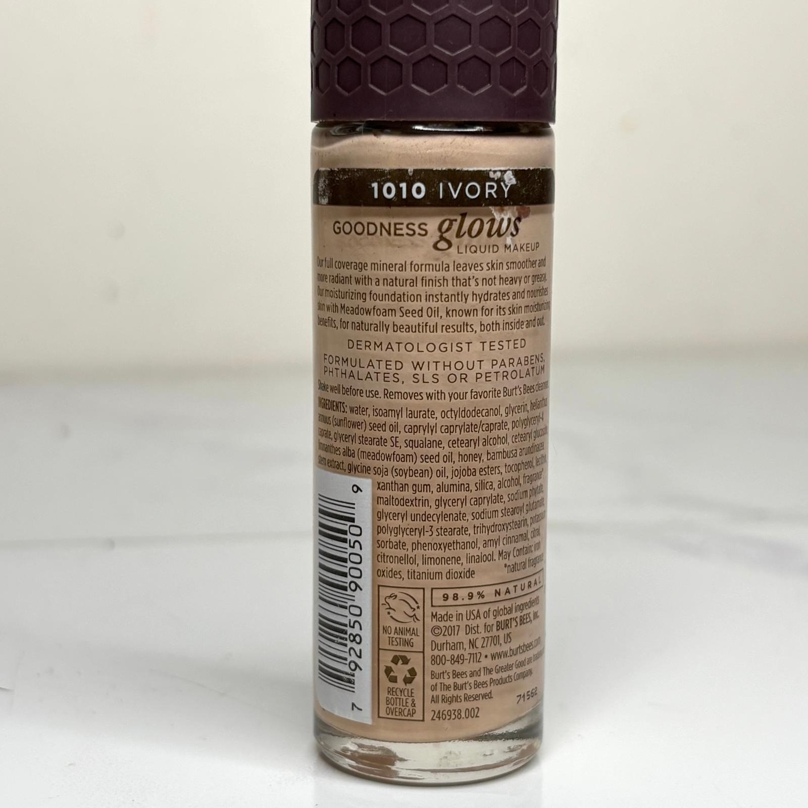 Burt’s Bees Goodness Glows Liquid Makeup Foundation 1010 Ivory (Fair) 1.0 oz
