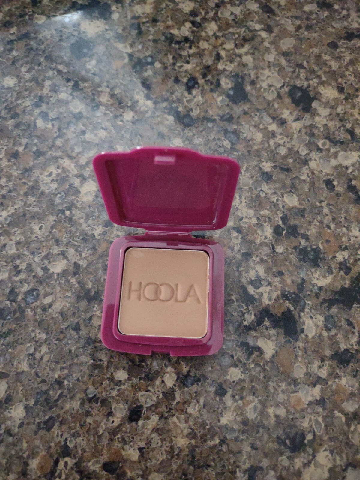 Benefit Cosmetics Hoola Matte Powder Bronzer Travel Sz .1 Oz