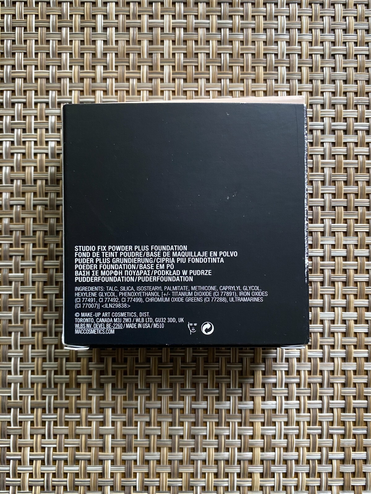 MAC STUDIO FIX POWDER PLUS FOUNDATION (0.52 oz./15 g.): NW 15 — NEW