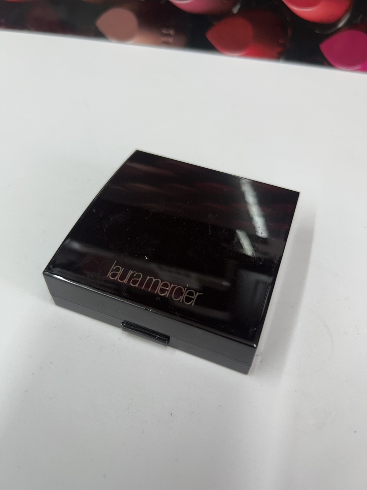 READ DESCRIPTION laura mercier Matte Radiance Baked Powder – READ- ROSE
