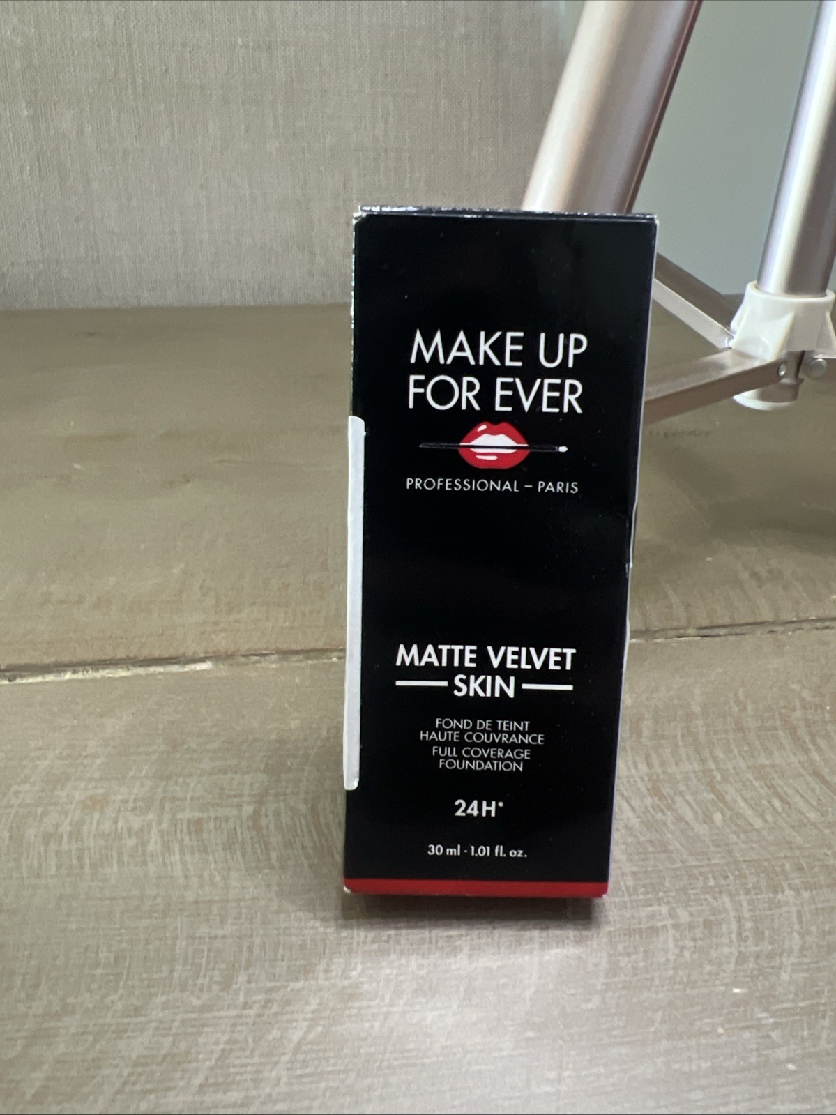 Make Up For Ever Matte Velvet Skin Blurring Foundation MAKE UP FOREVER
