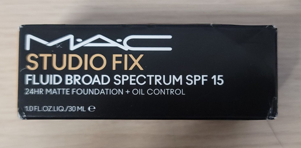 M.A.C Cosmetics Studio Fix Fluid SPF 15 24HR Matte Foundation + Oil Control – C5
