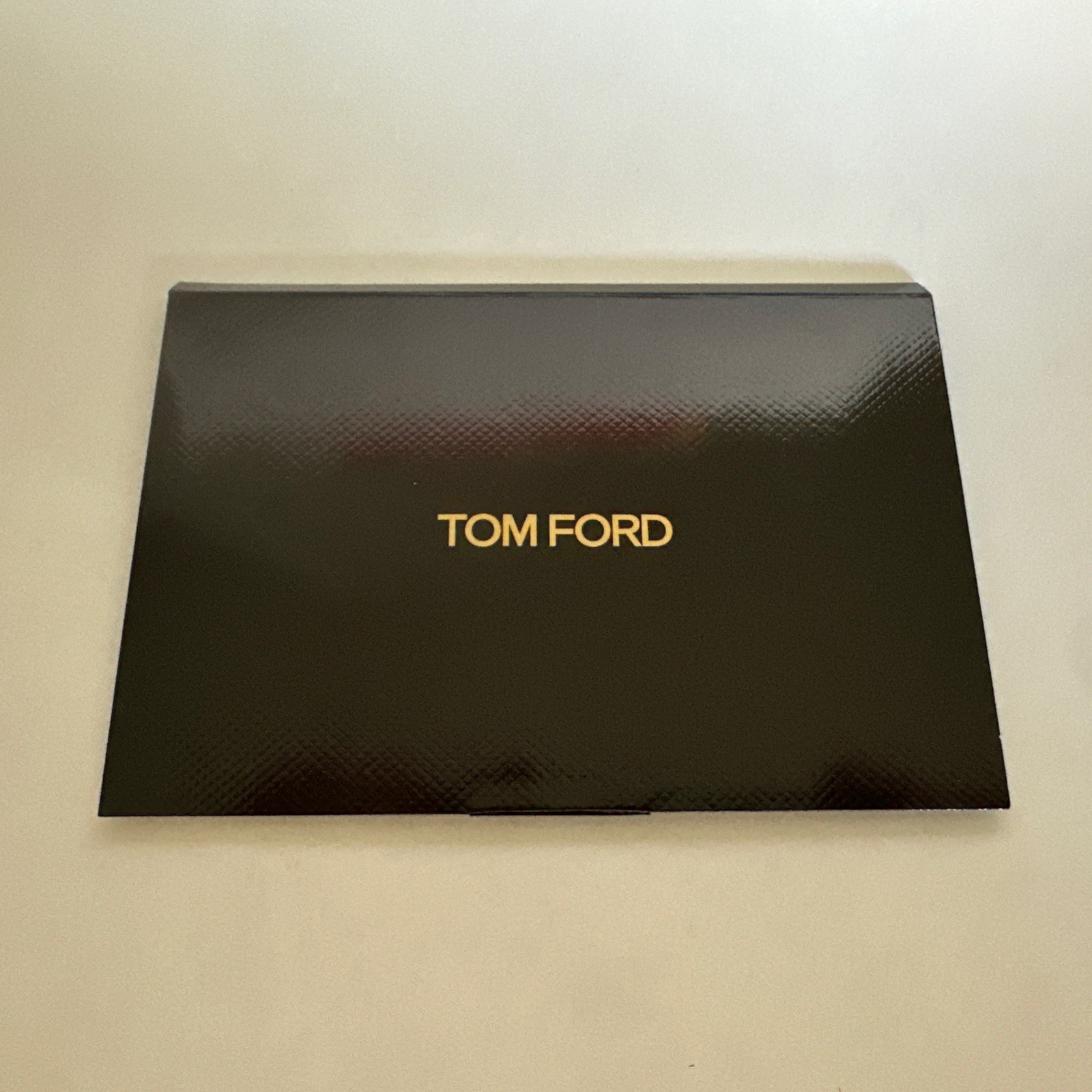 Tom Ford Traceless Foundation Card Sample 0.06 fl oz with 4 Shades