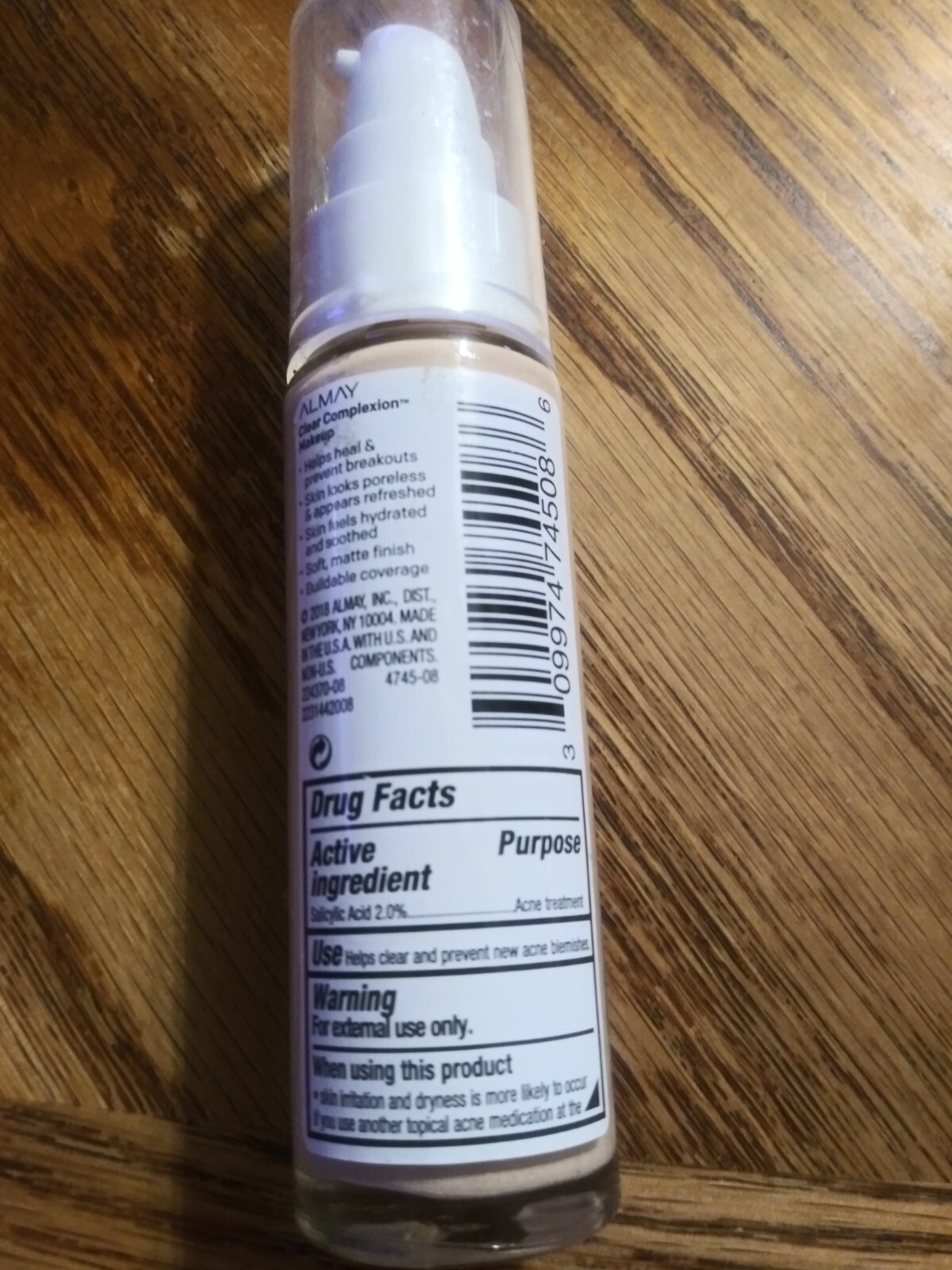 Almay Clear Complexion “#099 Porcelain” Skin Feels Hydrated & Smooth Acne Treatm