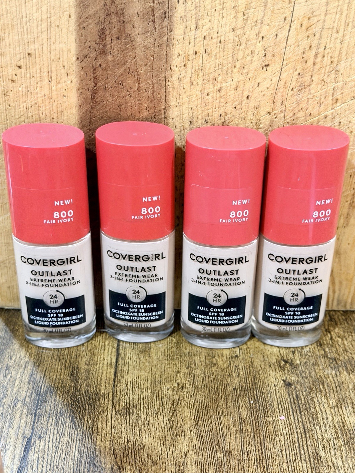 Lot Of 4 COVERGIRL Outlast Extreme Wear 3-in-1 Foundation 800 Fair Ivory 1oz