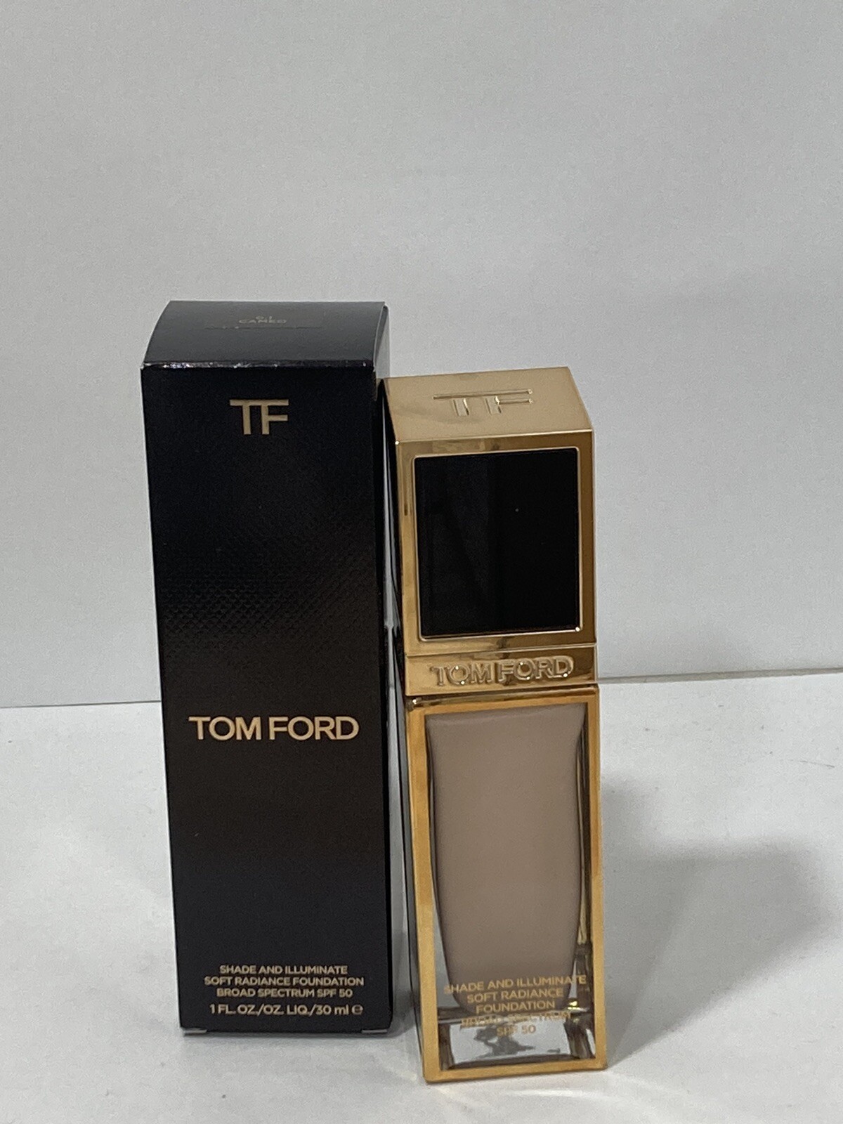 Tom Ford Shade And Illuminate Soft Radiance Foundation 0.1 Cameo