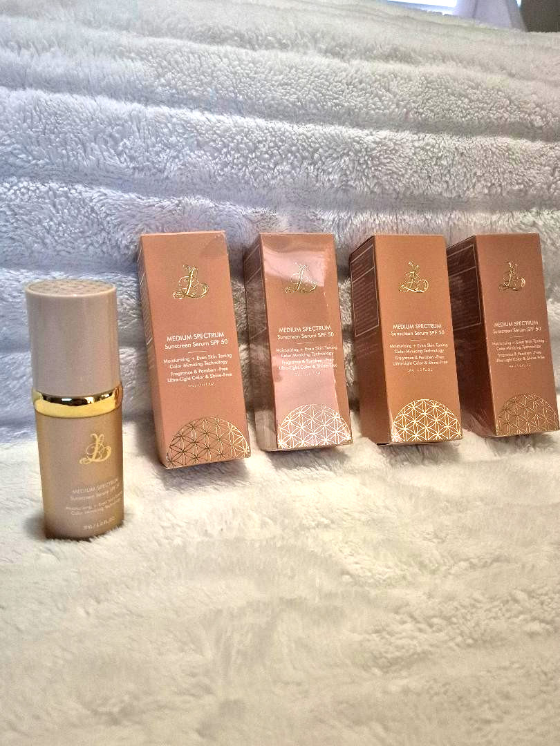 4 – Forever Bloom Biomimic Foundation MEDIUM Spectrum Serum SPF 50 Genuine NEW