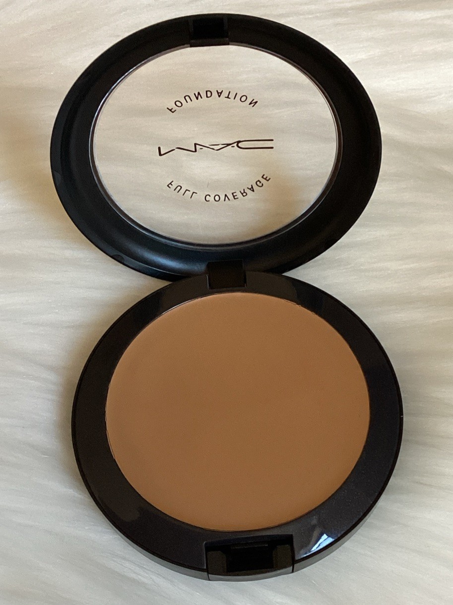 MAC Full Coverage Foundation C40 ~ Full Size 1oz/28g NIB
