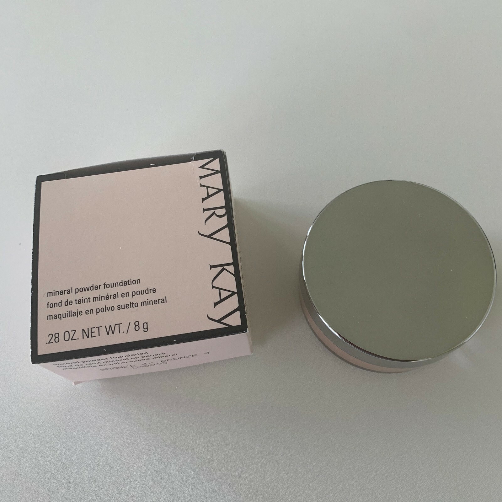 Brand New Mary Kay Mineral Powder Foundation – Color Bronze 4 Full Size .28 oz.