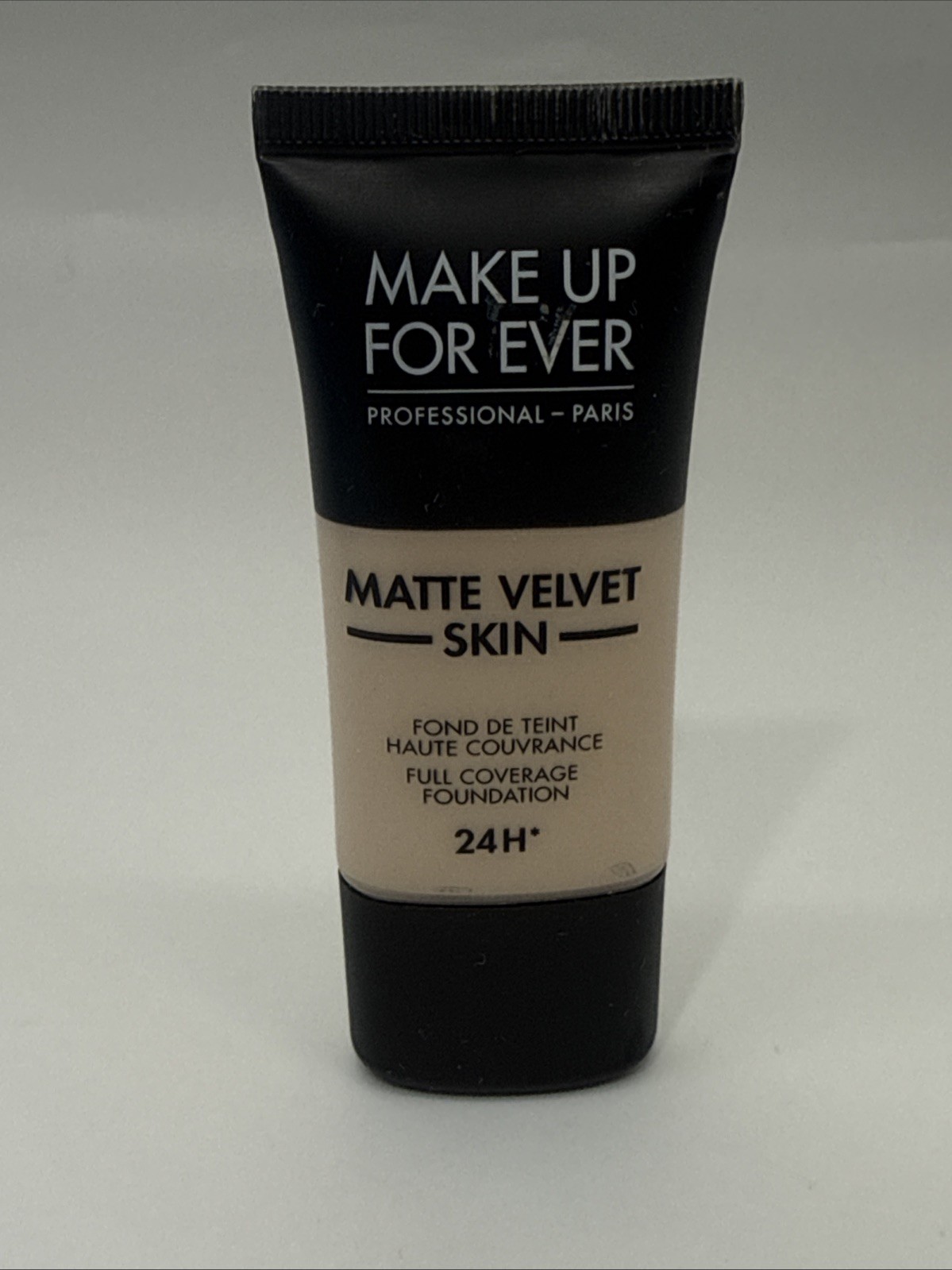 MAKE UP FOR EVER Matte Velvet Skin Full Coverage Foundation Y205 1 oz NWOB (F6)