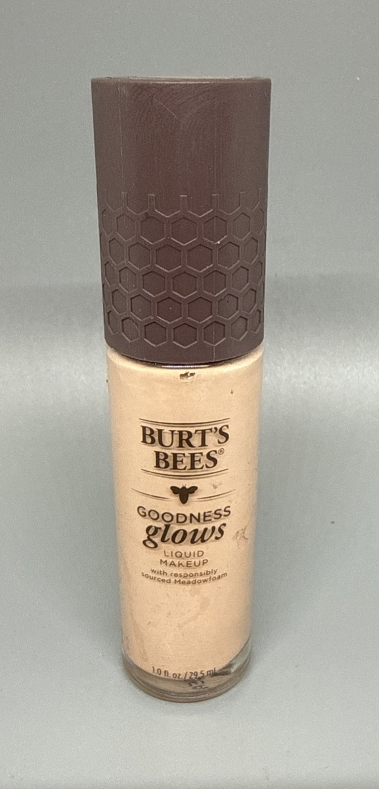 Burt’s Bees Goodness Glows Liquid Foundation ~Medium Sand #1046
