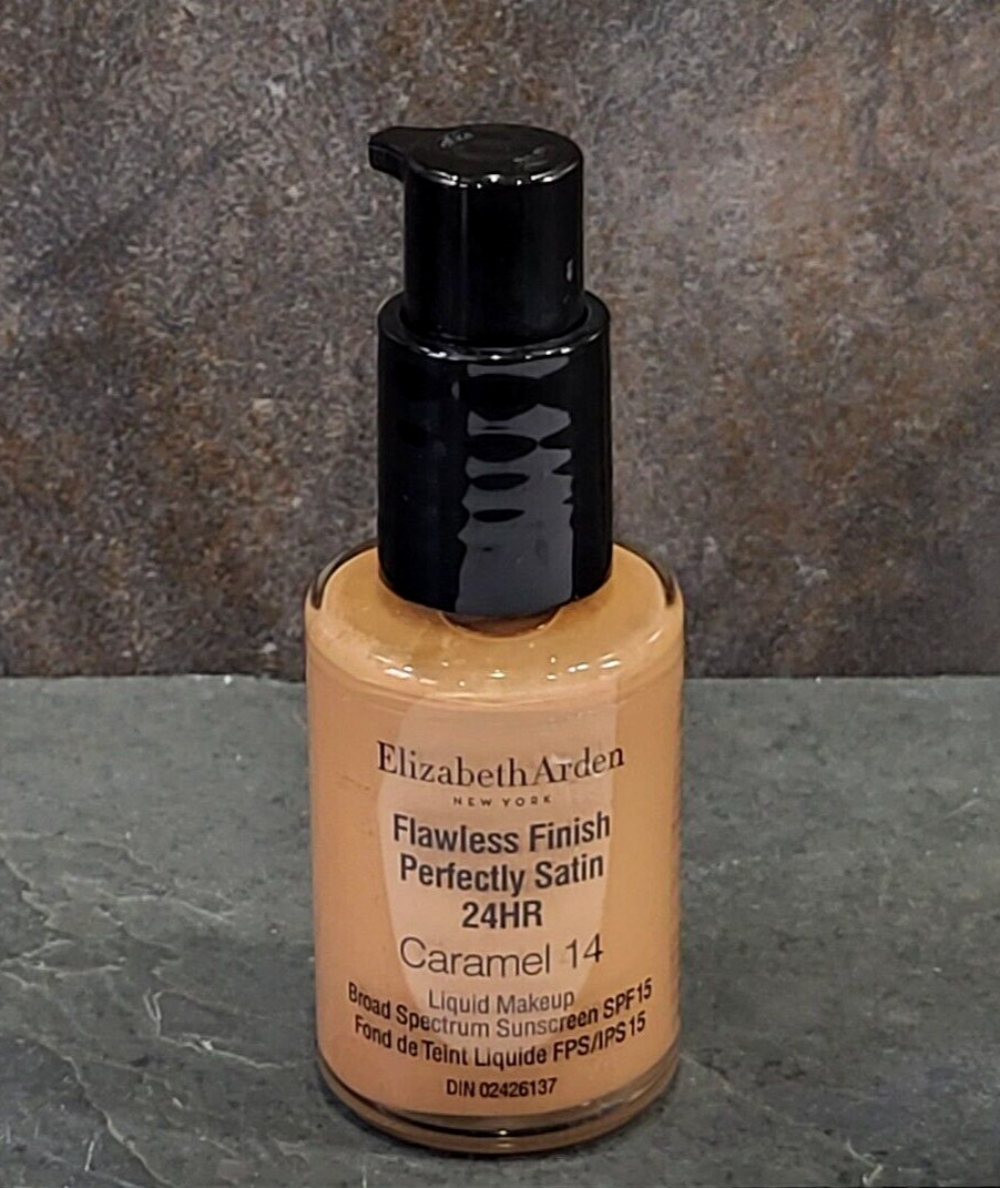 Elizabeth Arden Flawless Finish Perfectly Satin Foundation ~ Caramel 14 ~ f/s