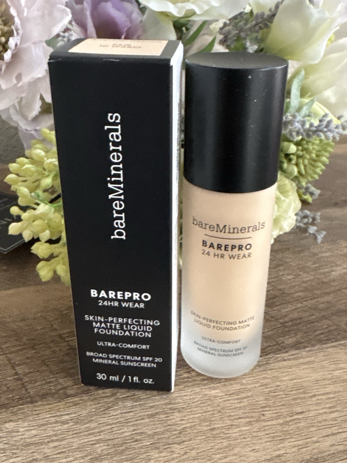 BAREMINERALS BarePro 24HR Matte Liquid Foundation Fair 10 Warm Mineral SPF20