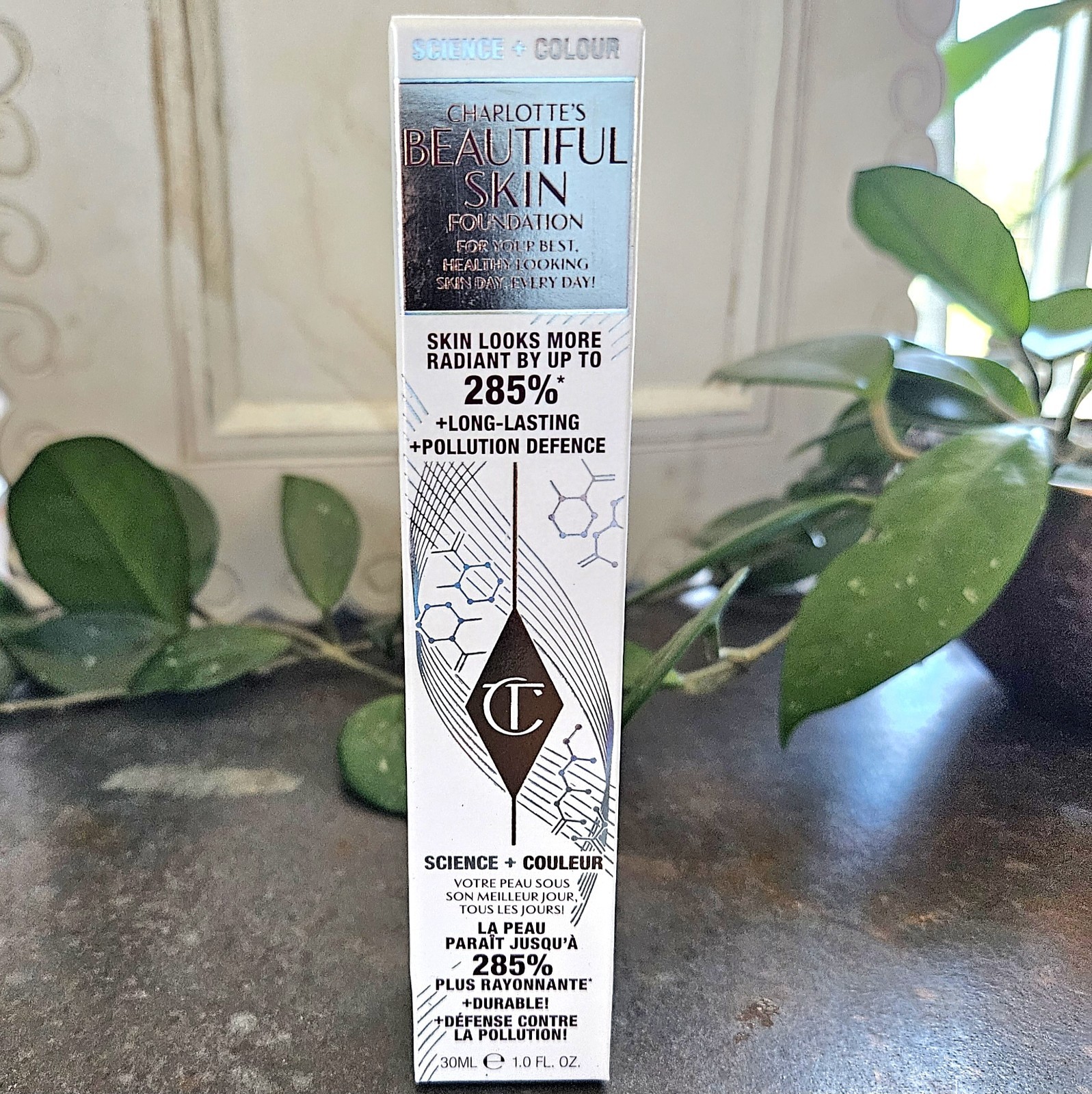 Charlotte Tilbury #6 COOL Beautiful Skin Medium Coverage Liquid Foundation