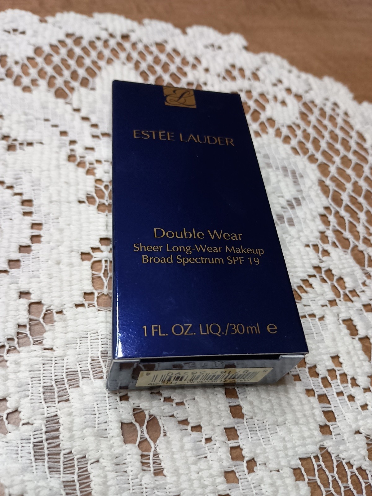 8C1~RICH JAVA ~ ESTEE LAUDER DOUBLE WEAR SHEER LONG~WEAR MAKEUP SPF 19 N.I.B