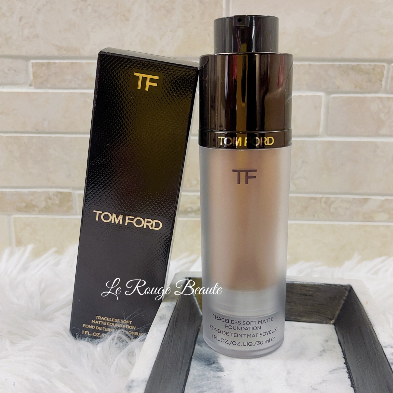 Tom Ford Traceless Soft Matte Foundation – 8.2 Warm Honey 1.0oz/30ml New