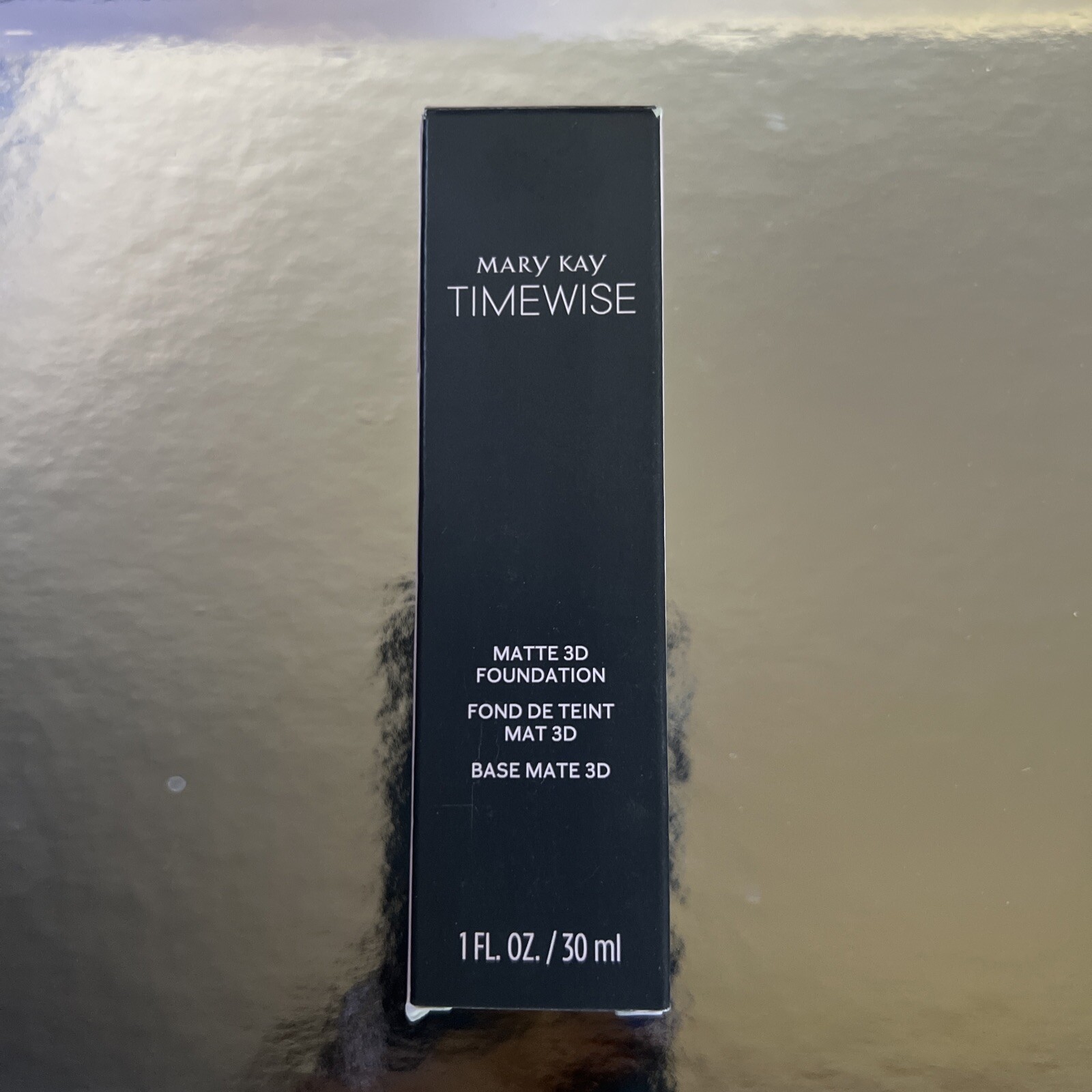 MARY KAY TIMEWISE MATTE 3D FOUNDATION Ivory W 130 NEW IN BOX 99961