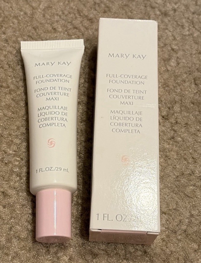 Mary Kay – 367300 Full Coverage Foundation – Ivory – 200 NIB – 1 OZ NOS