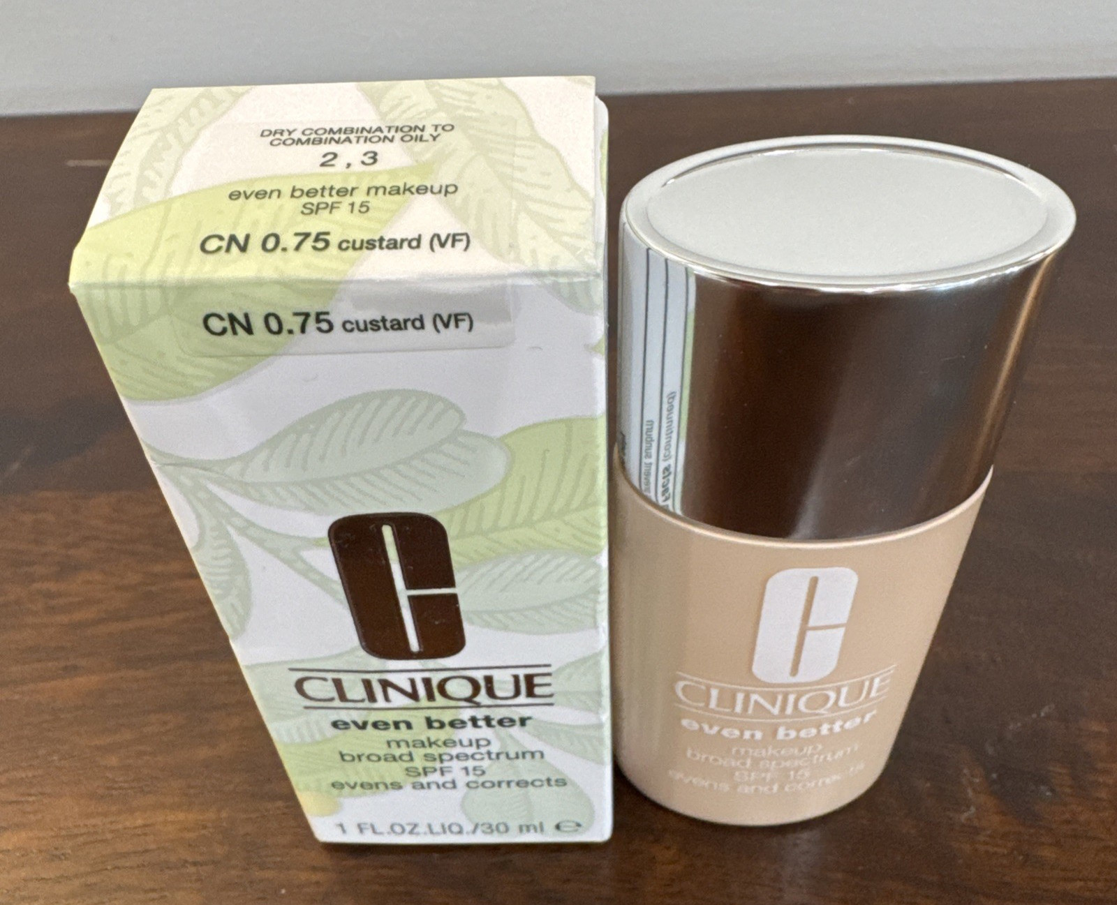 CLINIQUE Even Better Makeup Broad Spectrum SPF 15 CN 0.75 CUSTARD (VF) 1 fl oz