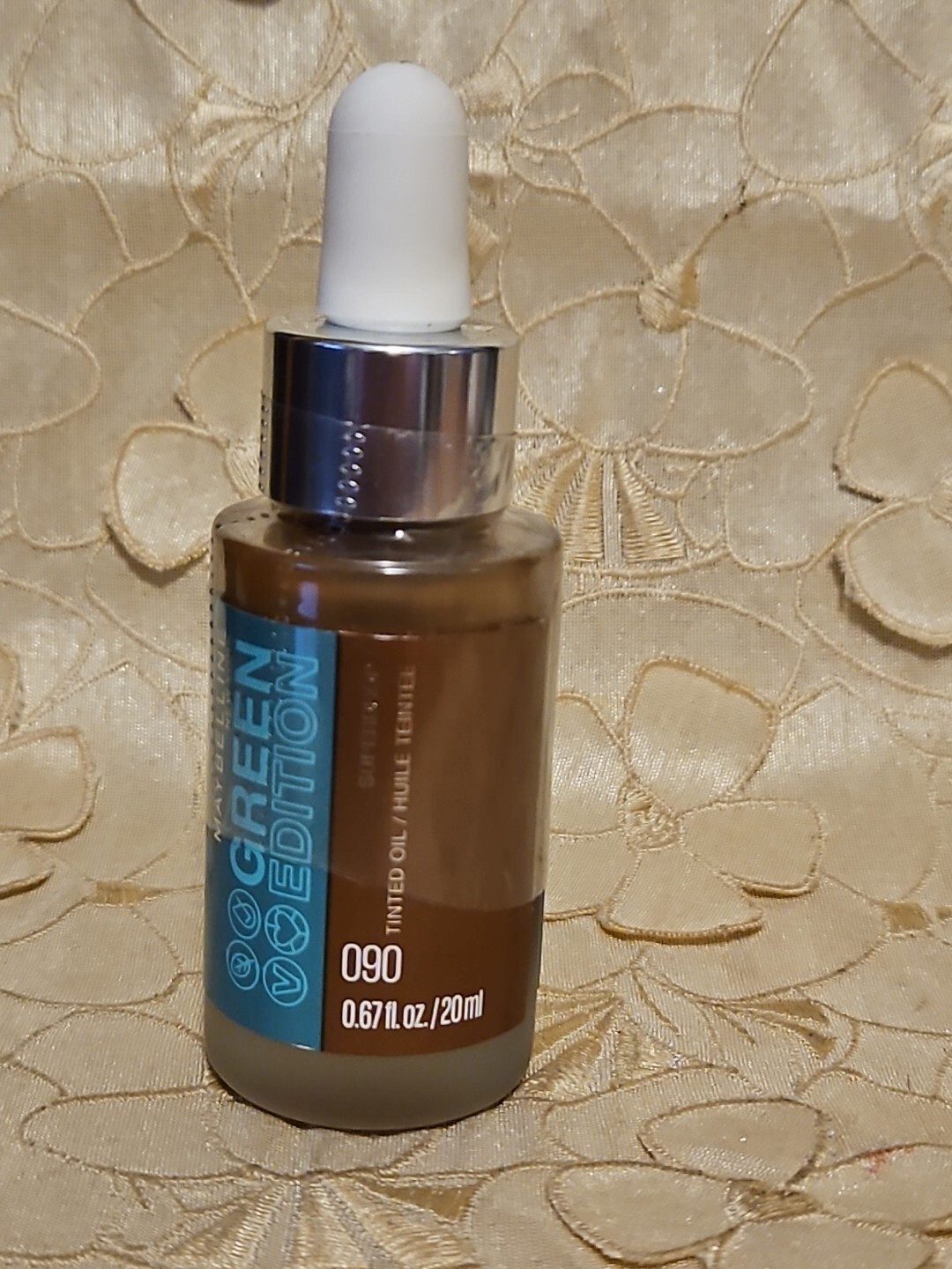 Maybelline-Green Edition-Superdrop Tinted Oil-Foundation ~ #090-NEW/SEALED!