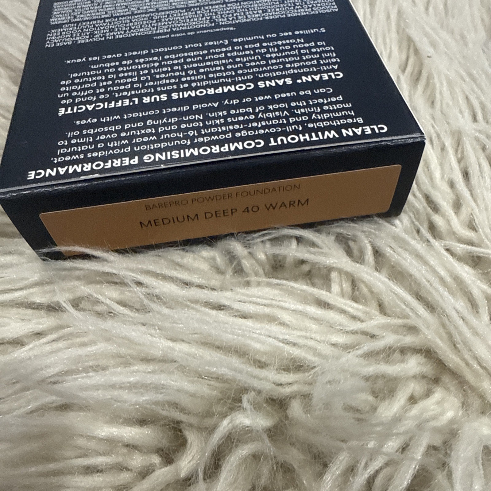 bareMineral Barepro 16HR Skin-Perfecting Powder Foundation Medium Deep 40 Warm ￼
