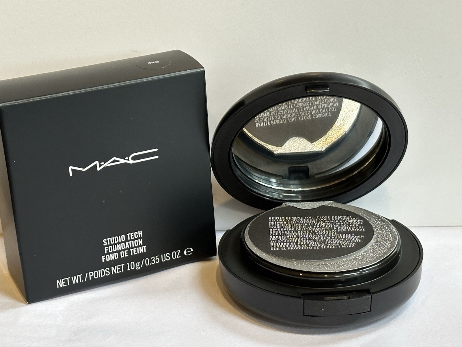 MAC Studio Fix Powder Plus Foundation – NW45- Original Formula NIB Discontinued