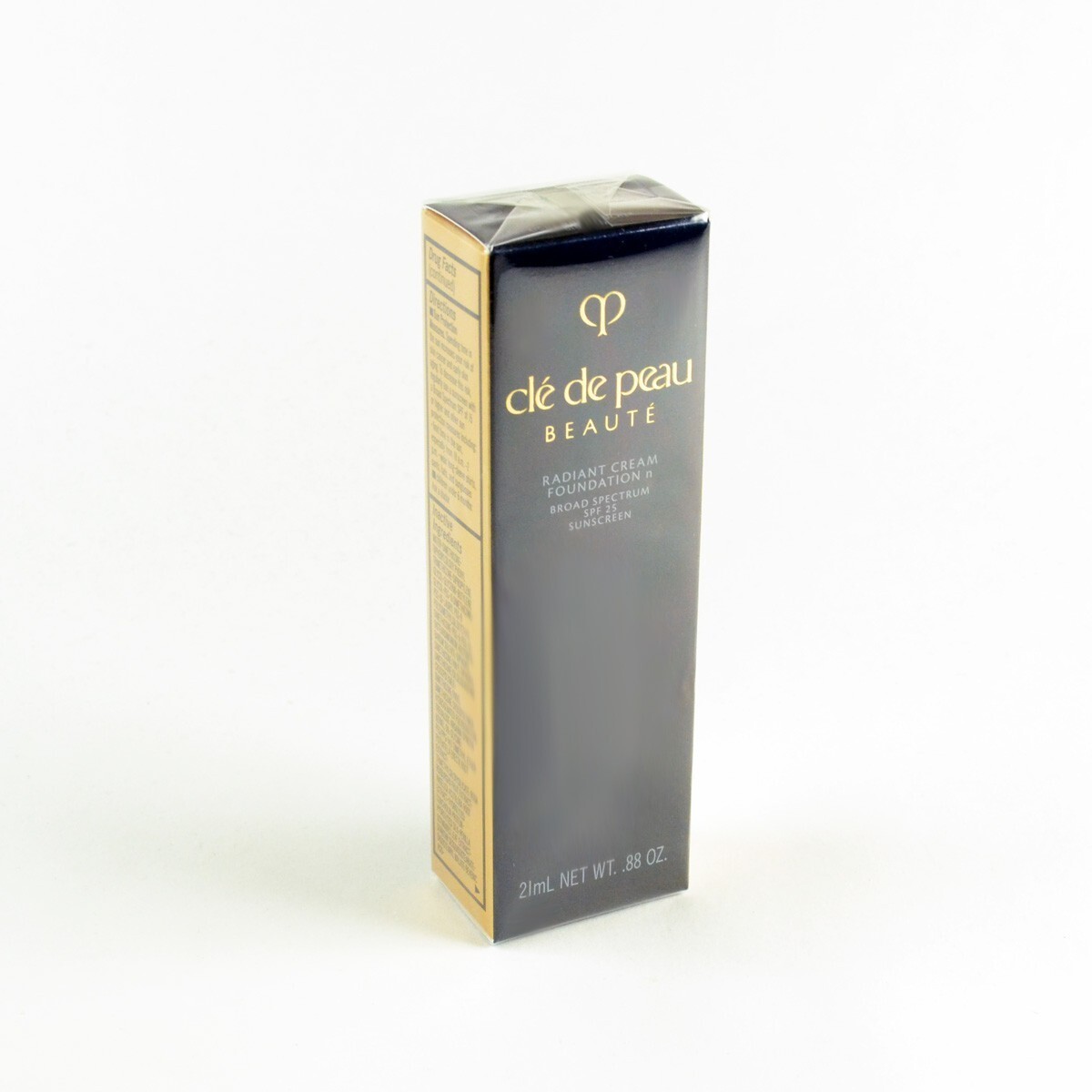 Cle De Peau Radiant Cream SPF 25 Foundation B10 LIGHT BEIGE – 21mL / 0.88 Oz.