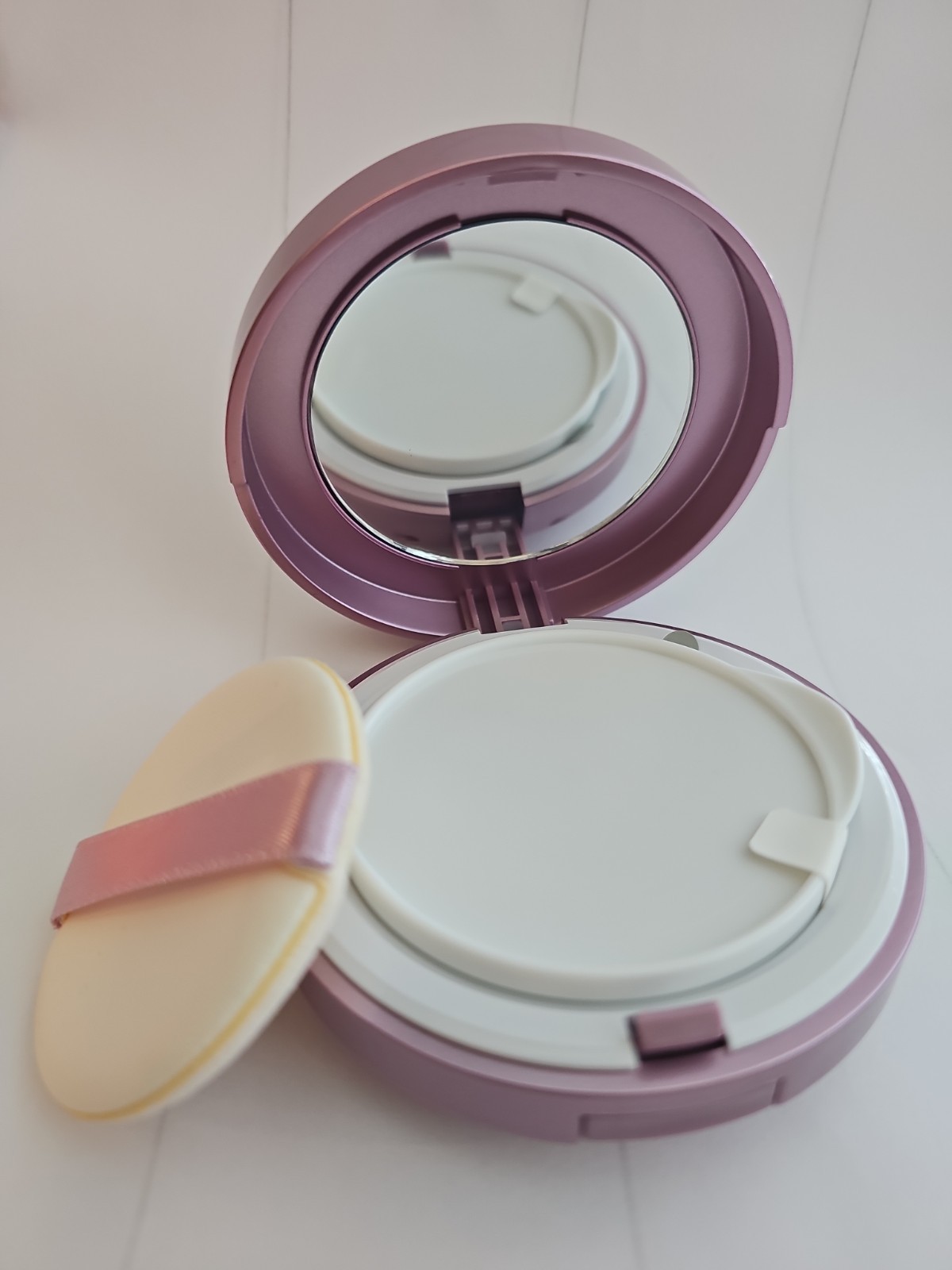 Mallys Poreless Foundation Shade- Tan