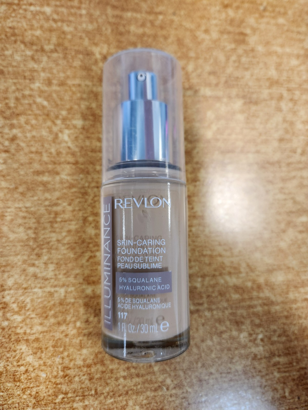 Revlon Illuminance Skin Caring Foundation *#117 Light Beige* (T4133)