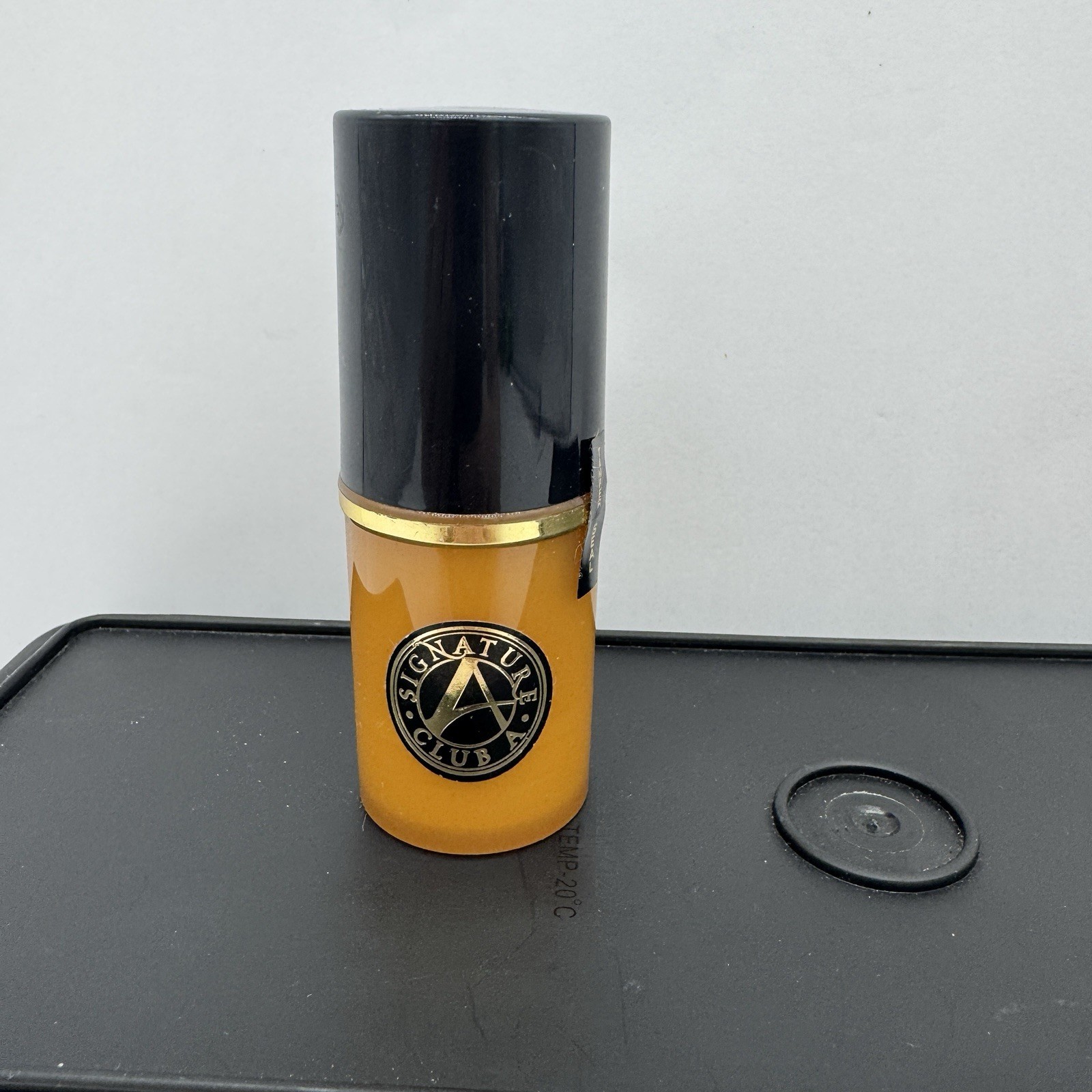 Signature Club A Rapid Transport C Infused No Transfer Foundation Shade #1 NEW