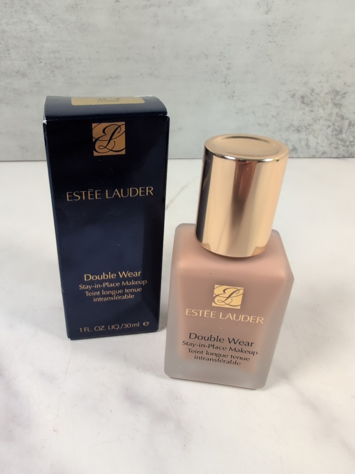 Estee Lauder Double Wear Stay-in-Place Makeup 1 oz/30ml 3C2 Pebble Foundation