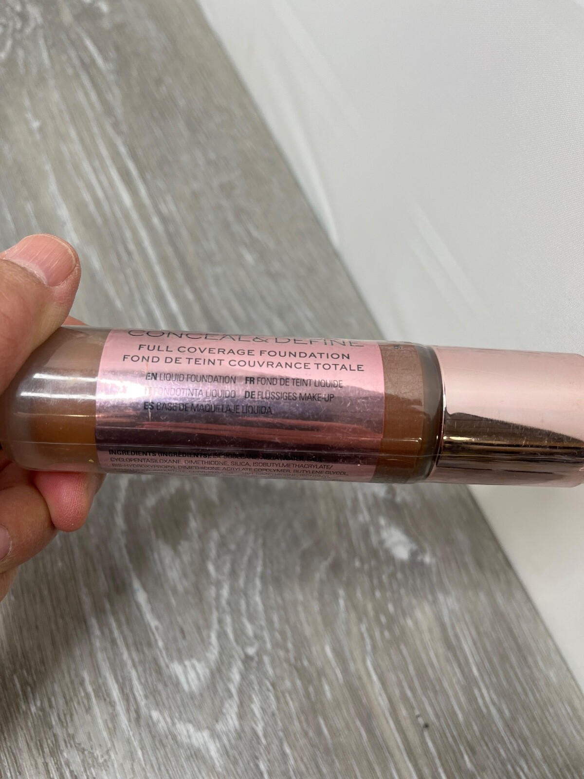 Makeup Revolution Conceal & Define Foundation 0.8 oz (23 mL) Shade F16 NEW OTHER