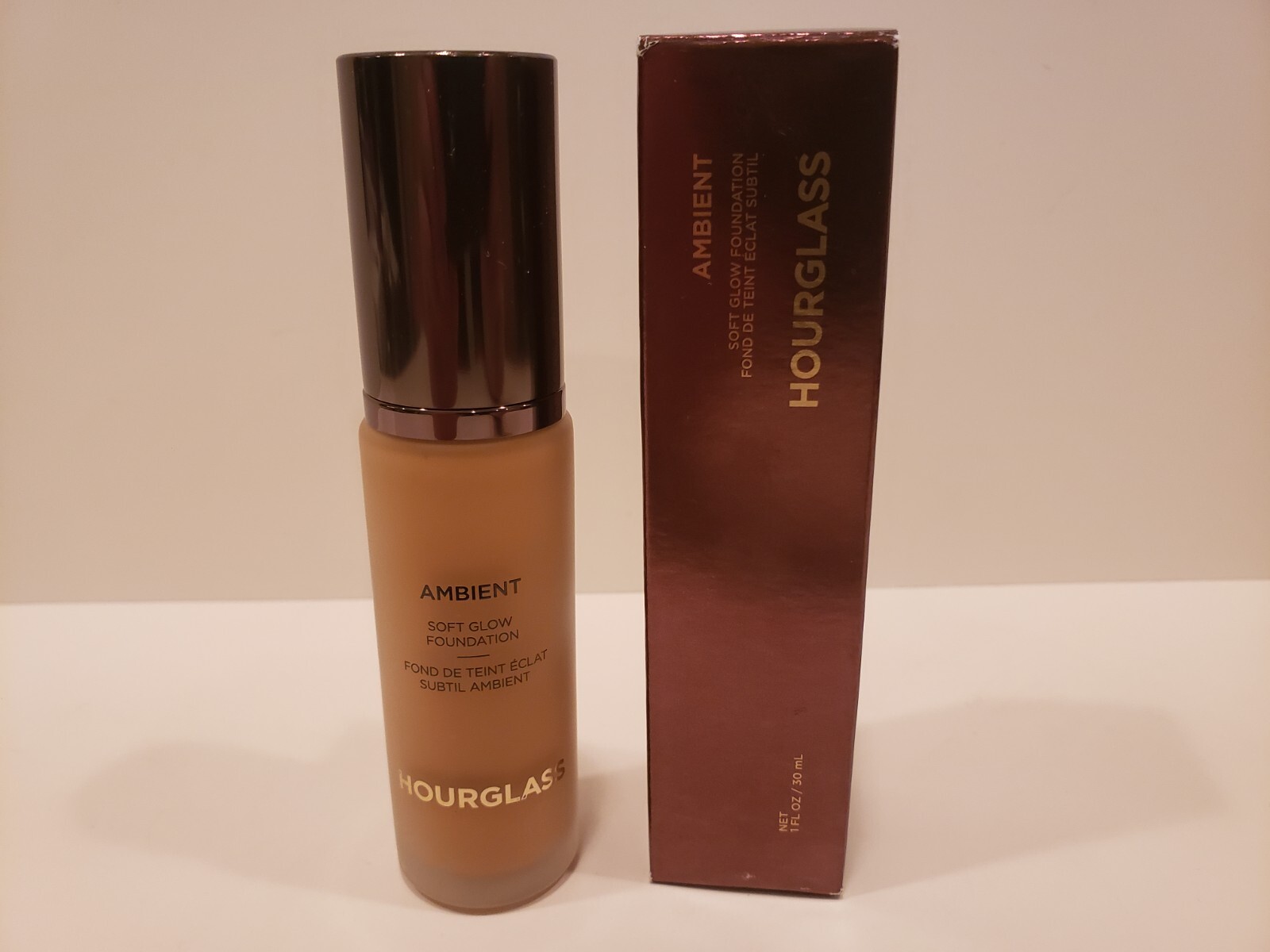 Hourglass ~ Ambient Soft Glow Foundation ~ 12 ~ NIB