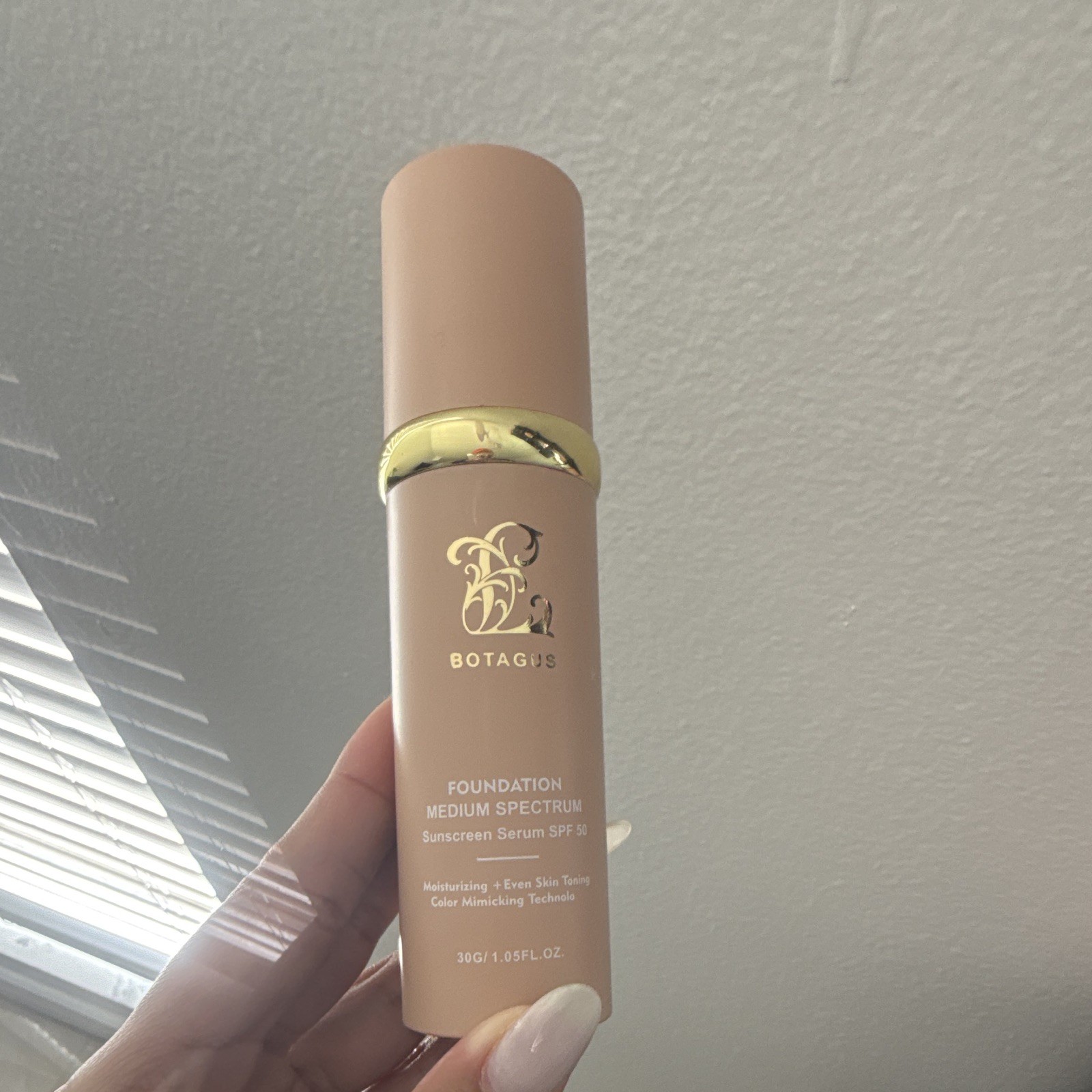 Botagis Foundation Medium Spectrum Moisturizing Serum SPF 50, 1.05 fl oz