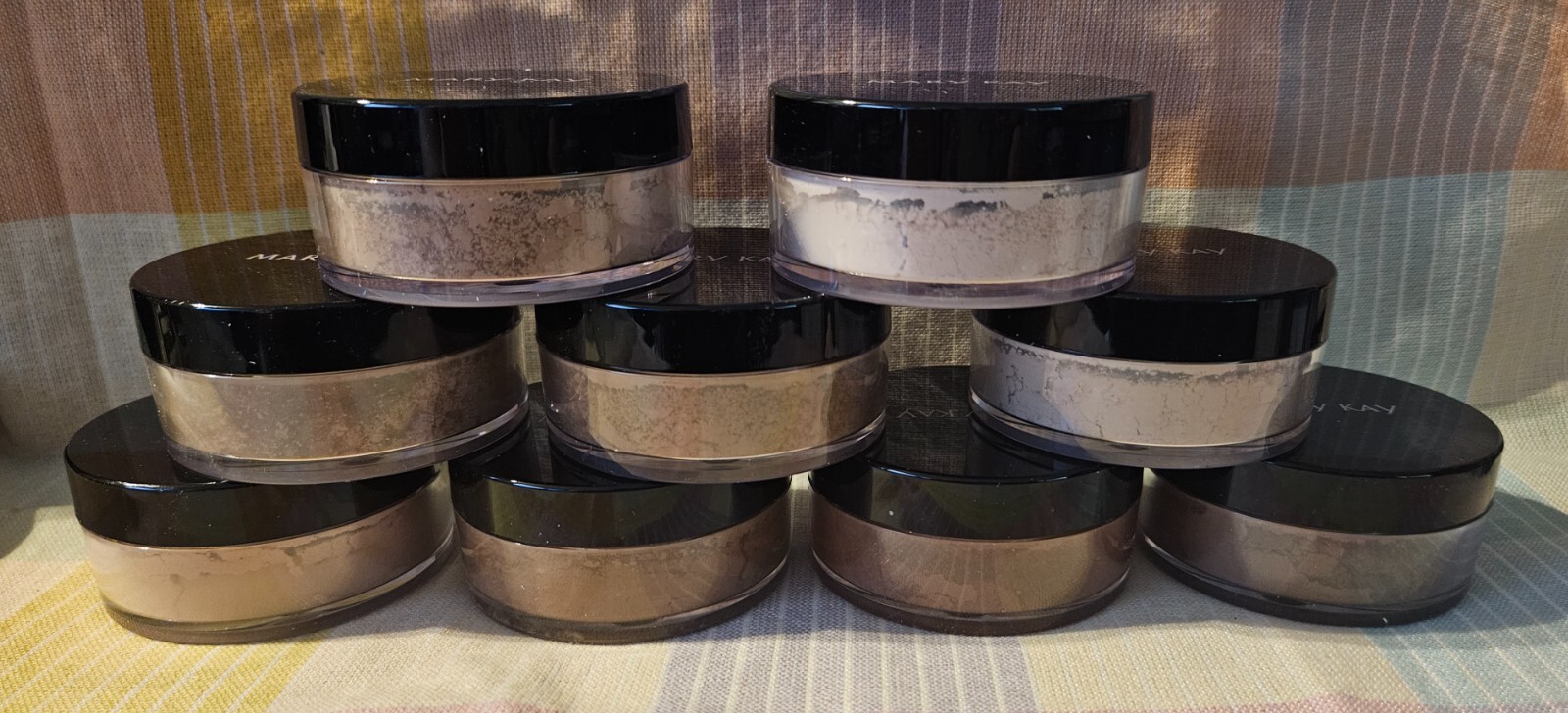 Mary Kay Silky Setting Powder – Choose Shade – $0 Shipping!