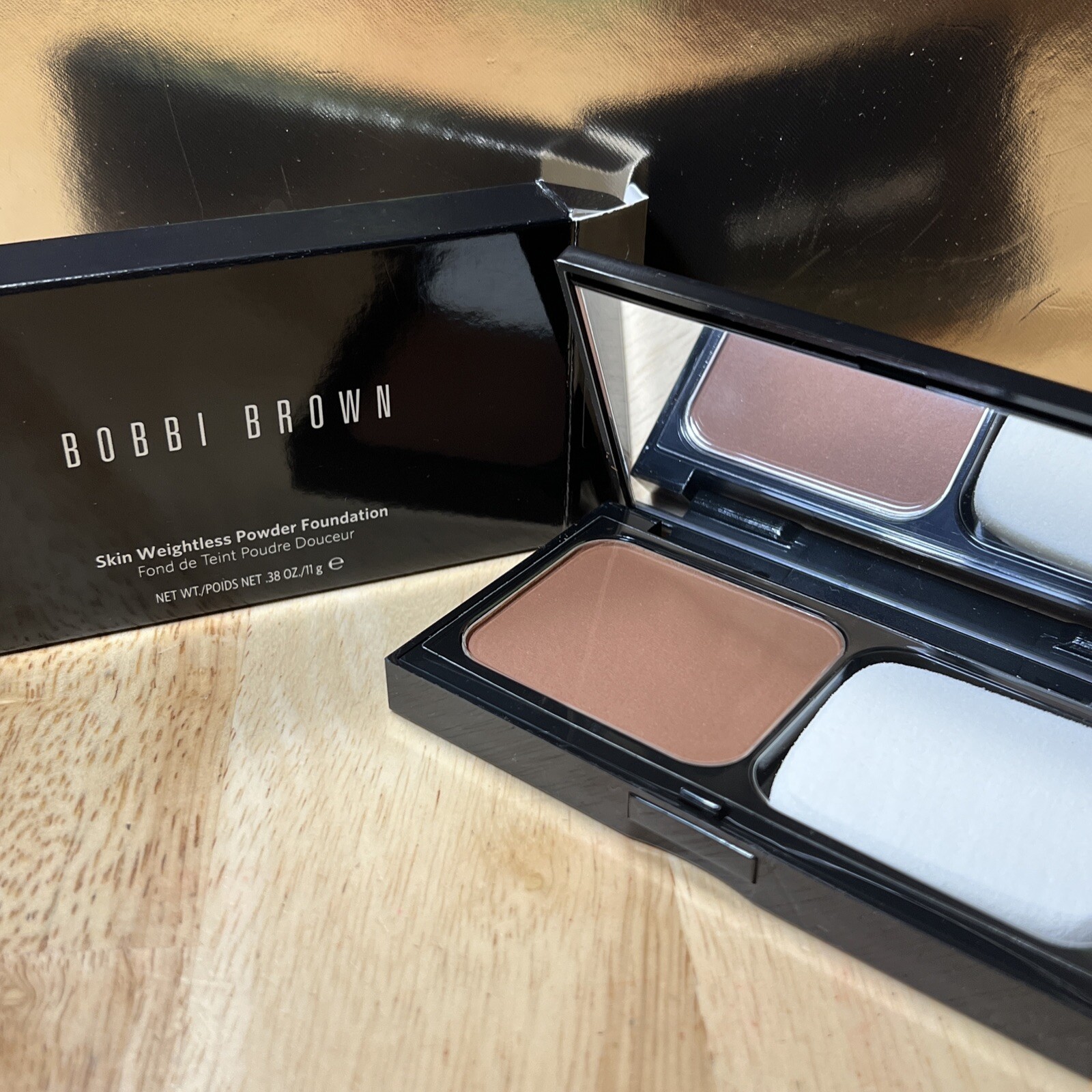 Bobbi brown skin weightless powder foundation #chestnut_9 BNIB