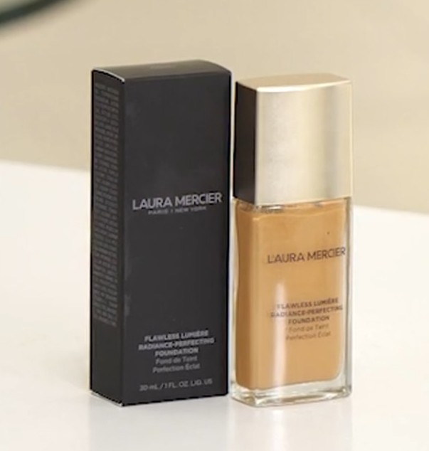 Laura Mercier Flawless Lumiere Radiance-Perfecting Foundation