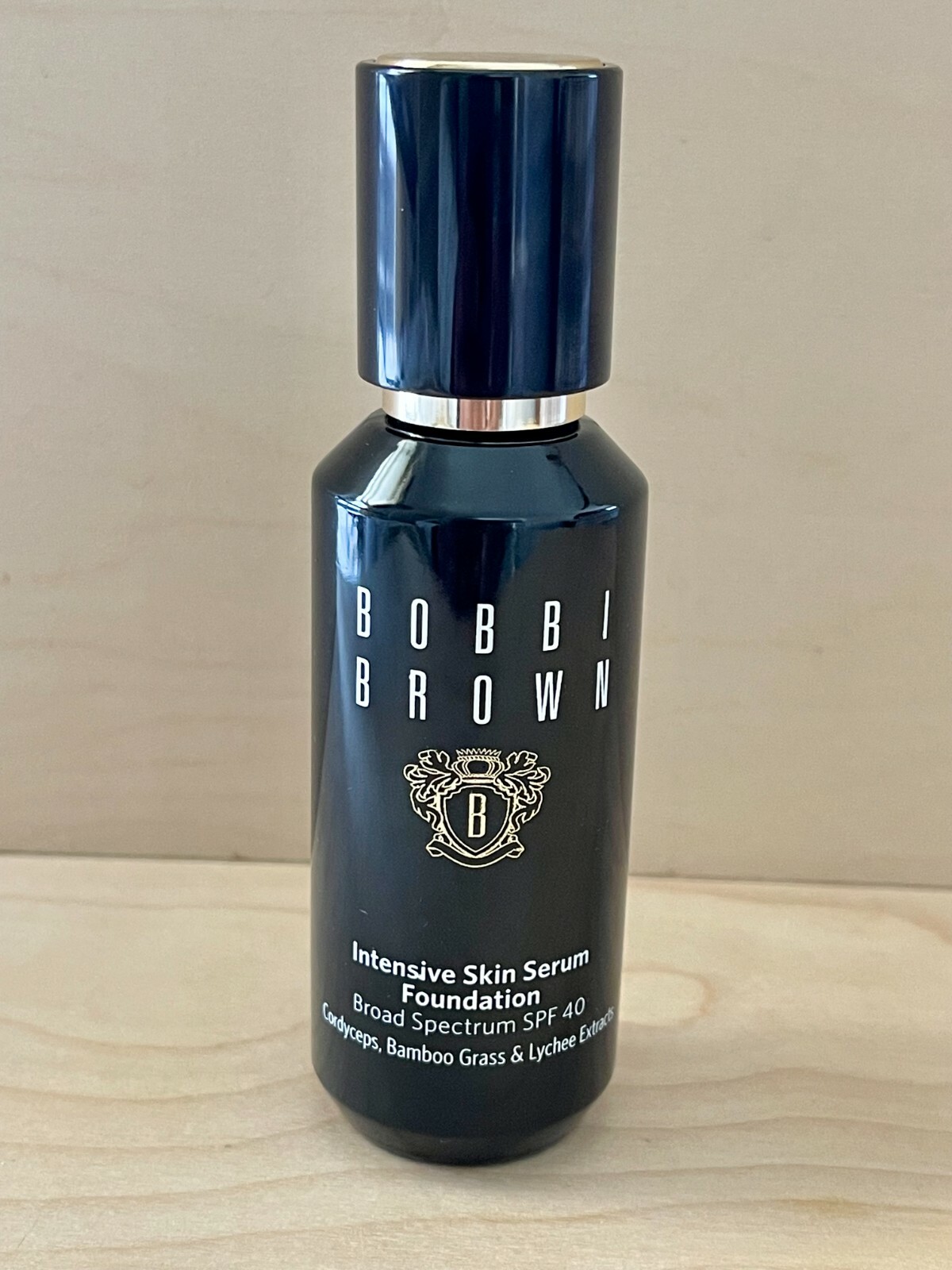 BOBBI BROWN Serum Foundation SPF 40 W-064 HONEY 1oz/30ml As shown in Picture