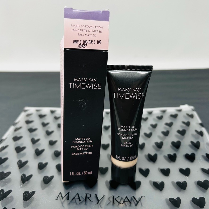 NIB MARY KAY TimeWise Matte 3D Foundation Ivory C 100 #099957 – Full size