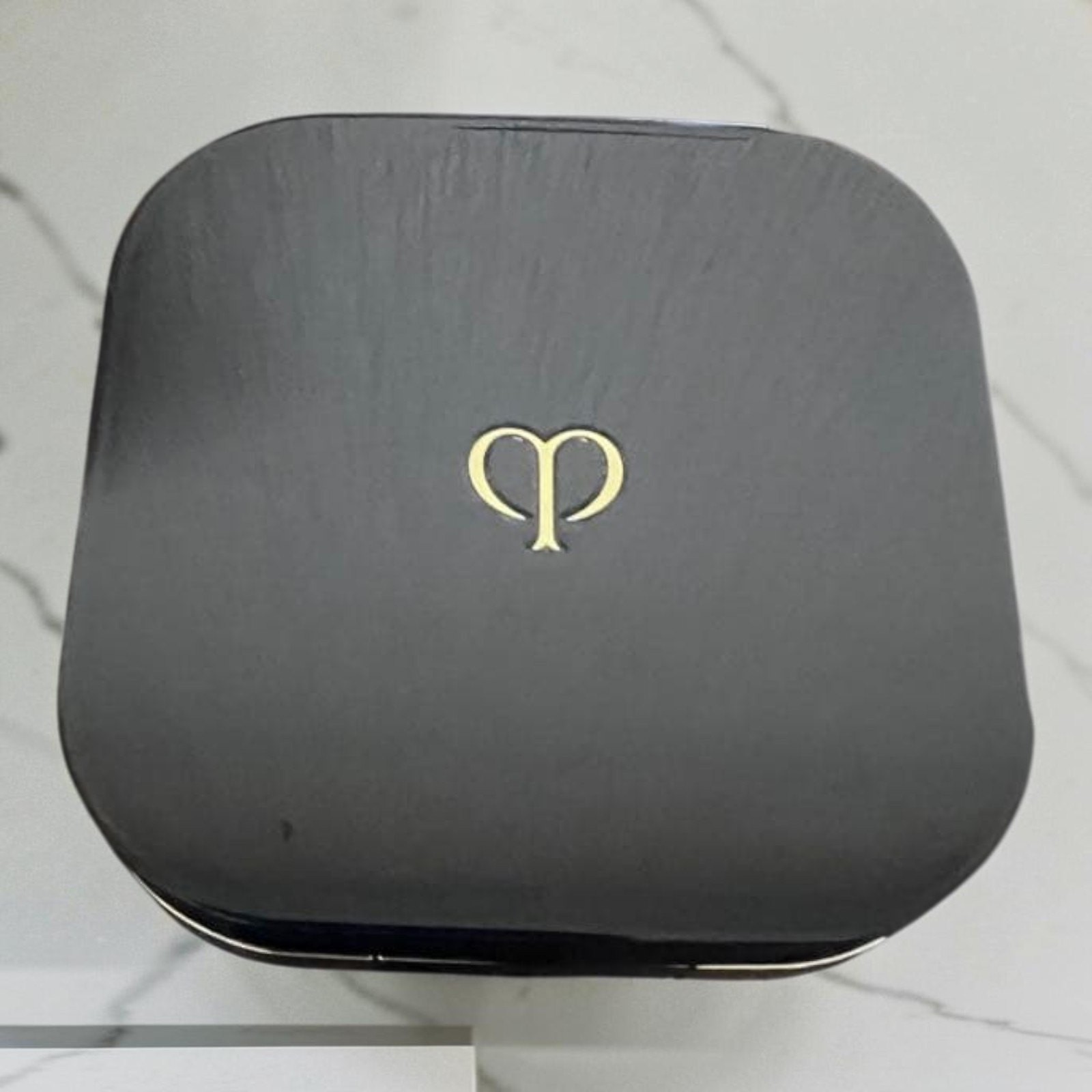 Clé De Peau Cushion Foundation Case Only Accessories
