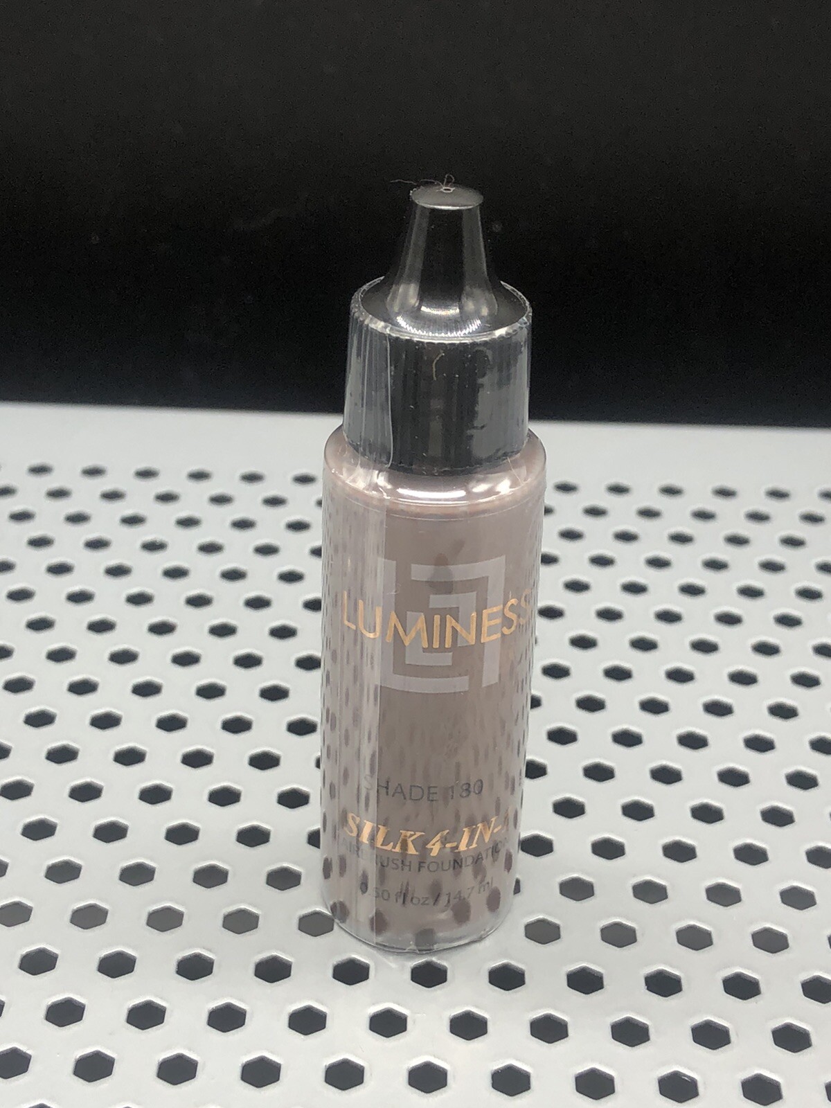 LUMINESS ADVANCED Silk 4-in-1 SHADE 180 • 0.50 Fl oz New And Sealed