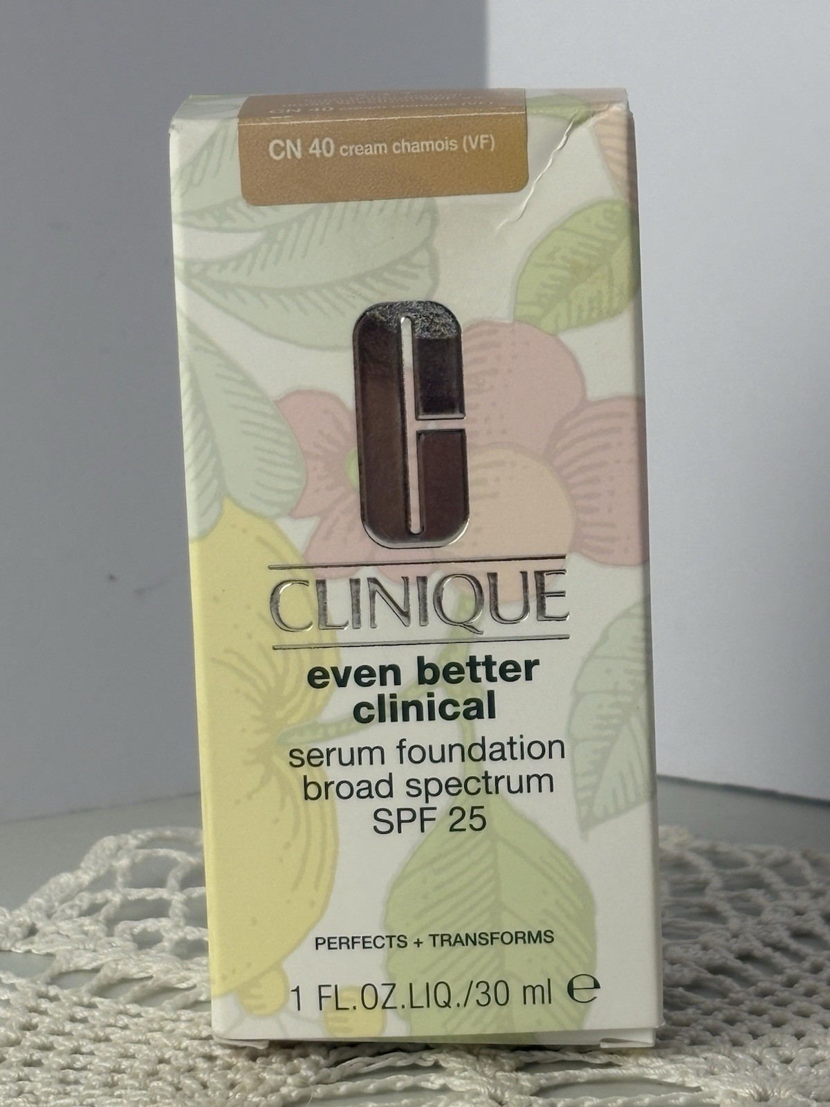 CLINIQUE Even Better Clinical Serum Foundation-SPF 25- 1 OZ. CN 40 Cream Chamois