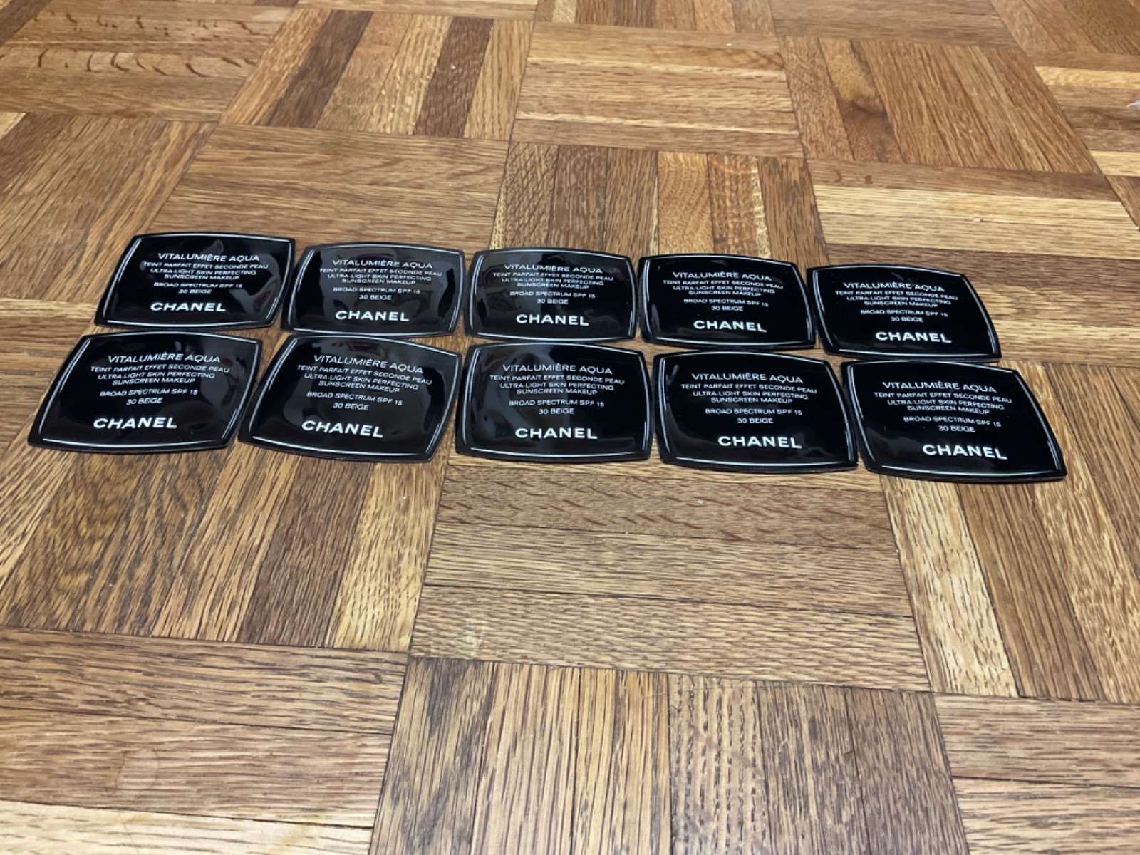 10x CHANEL VITALUMIERE AQUA ULTRA-LIGHT SKIN PERFECTING MAKEUP SPF 15 – 30 BEIGE