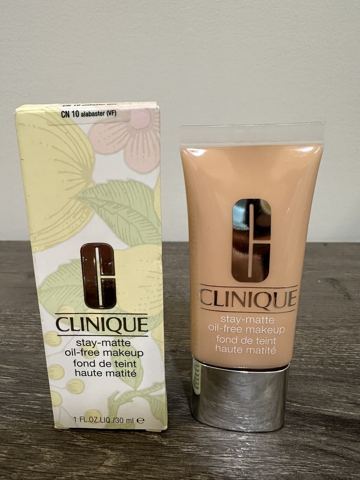 Clinique Even Better Refresh Makeup CN 10 ALABASTER (VF) – 1 oz *READ DETAILS*