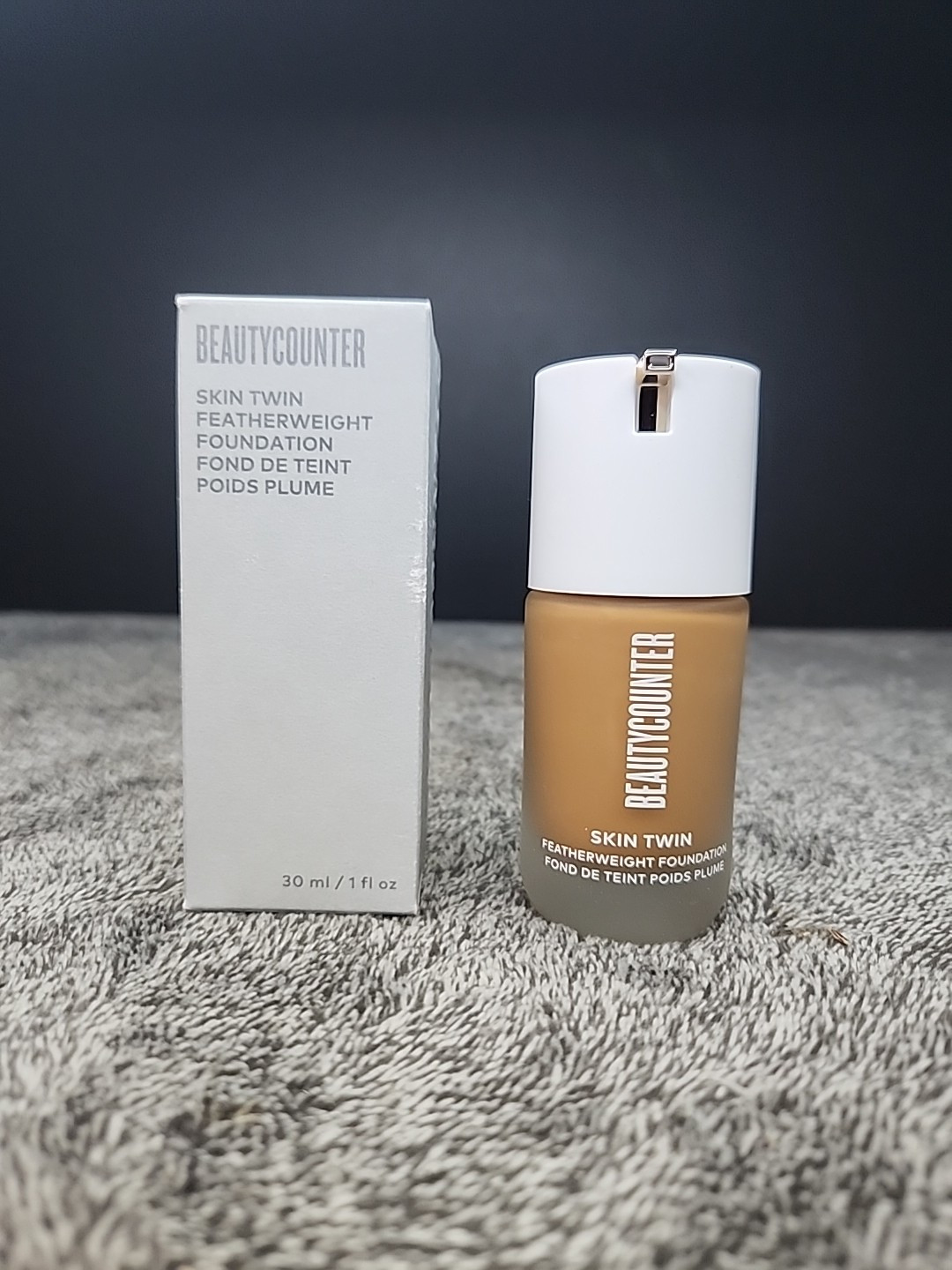 Beautycounter Skin Twin Featherweight Foundation TAN 460 Brand New!