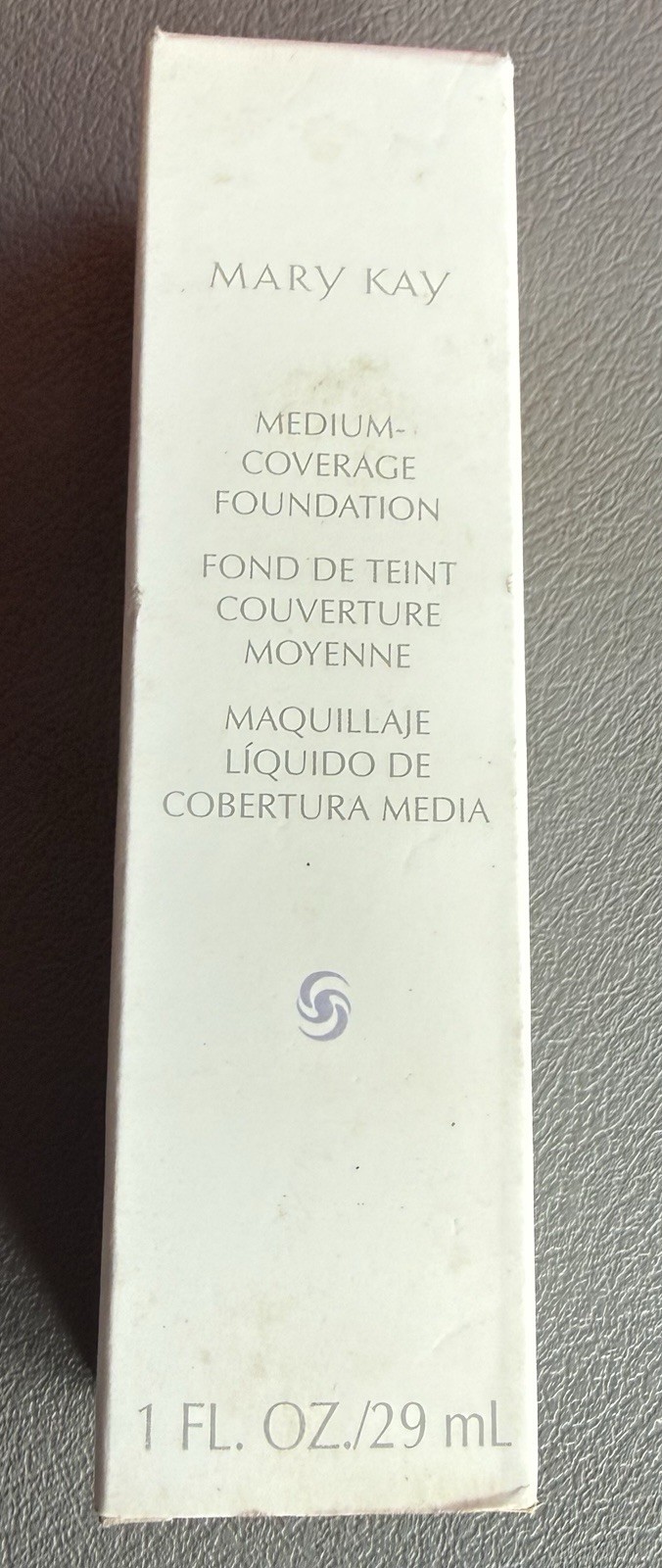 Mary Kay Liquid Foundation Ivory 202 356800 Medium Coverage Pink Cap NIB 1 Fl Oz