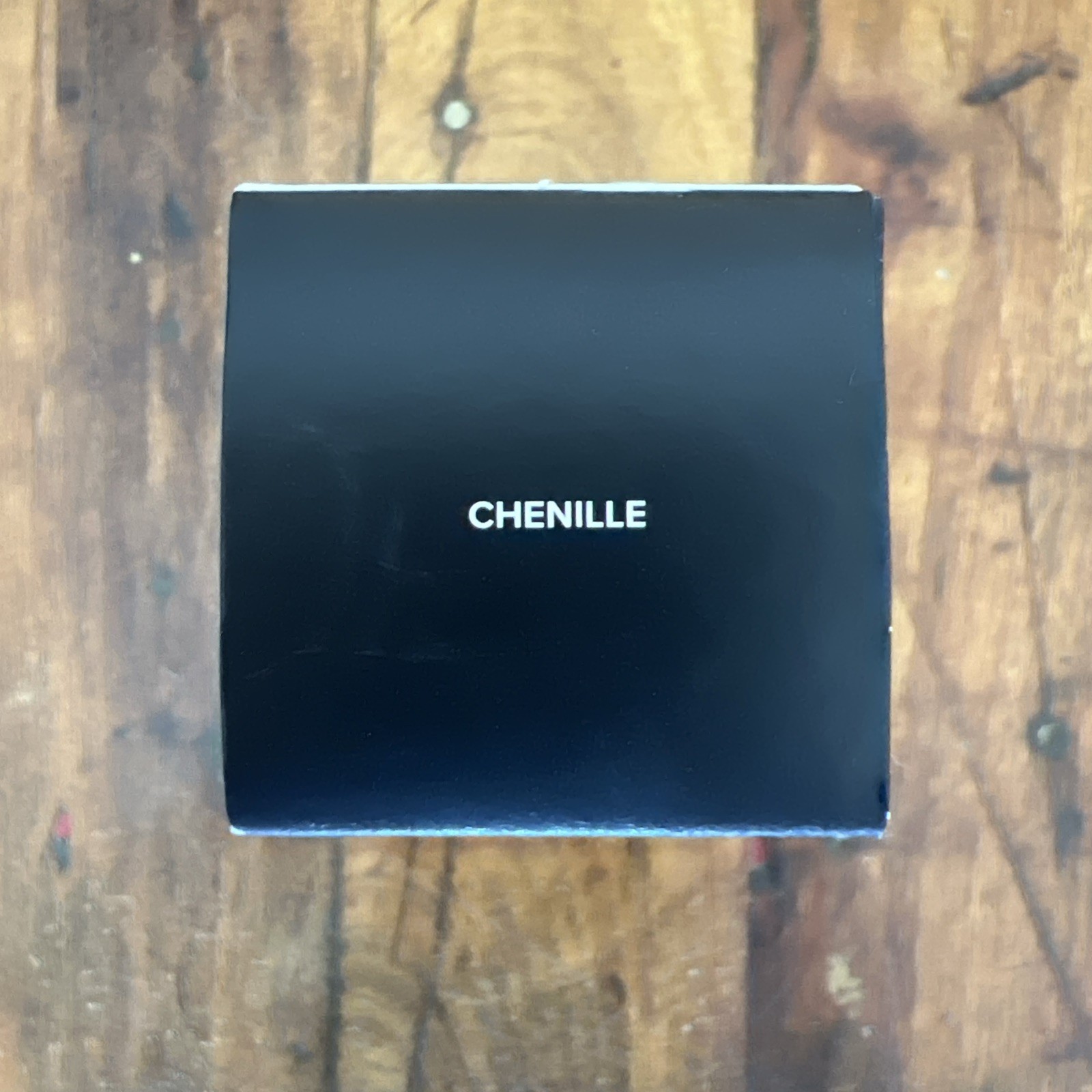 Younique Touch Spray Foundation Chenille Full Size Discontinued Brand New In Box